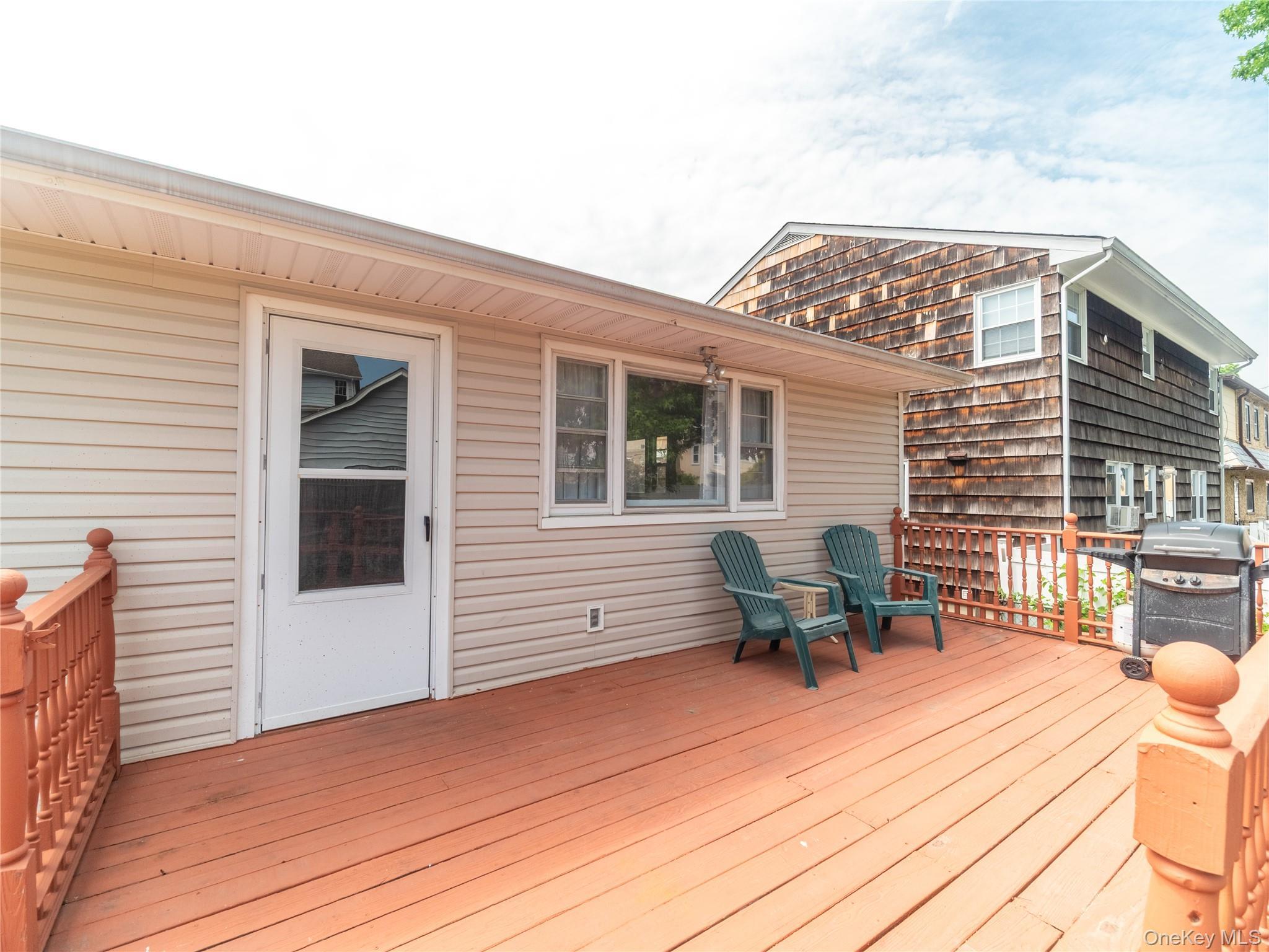 Single Family Breckenridge Avenue Westchester County, NY 10573, MLS-1012107-2