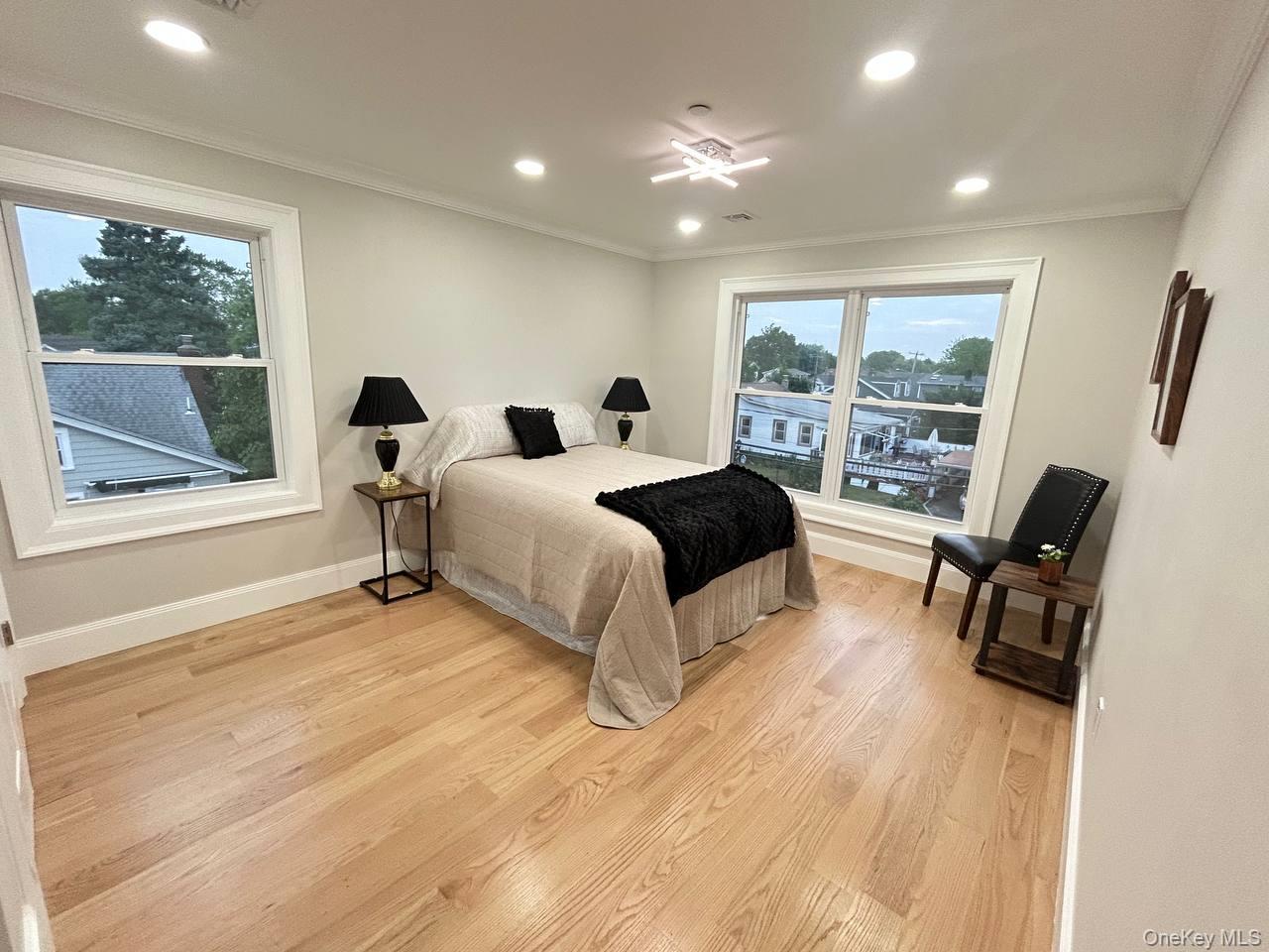 Single Family Florin Court  Nassau County, NY 11710, MLS-1012114-42