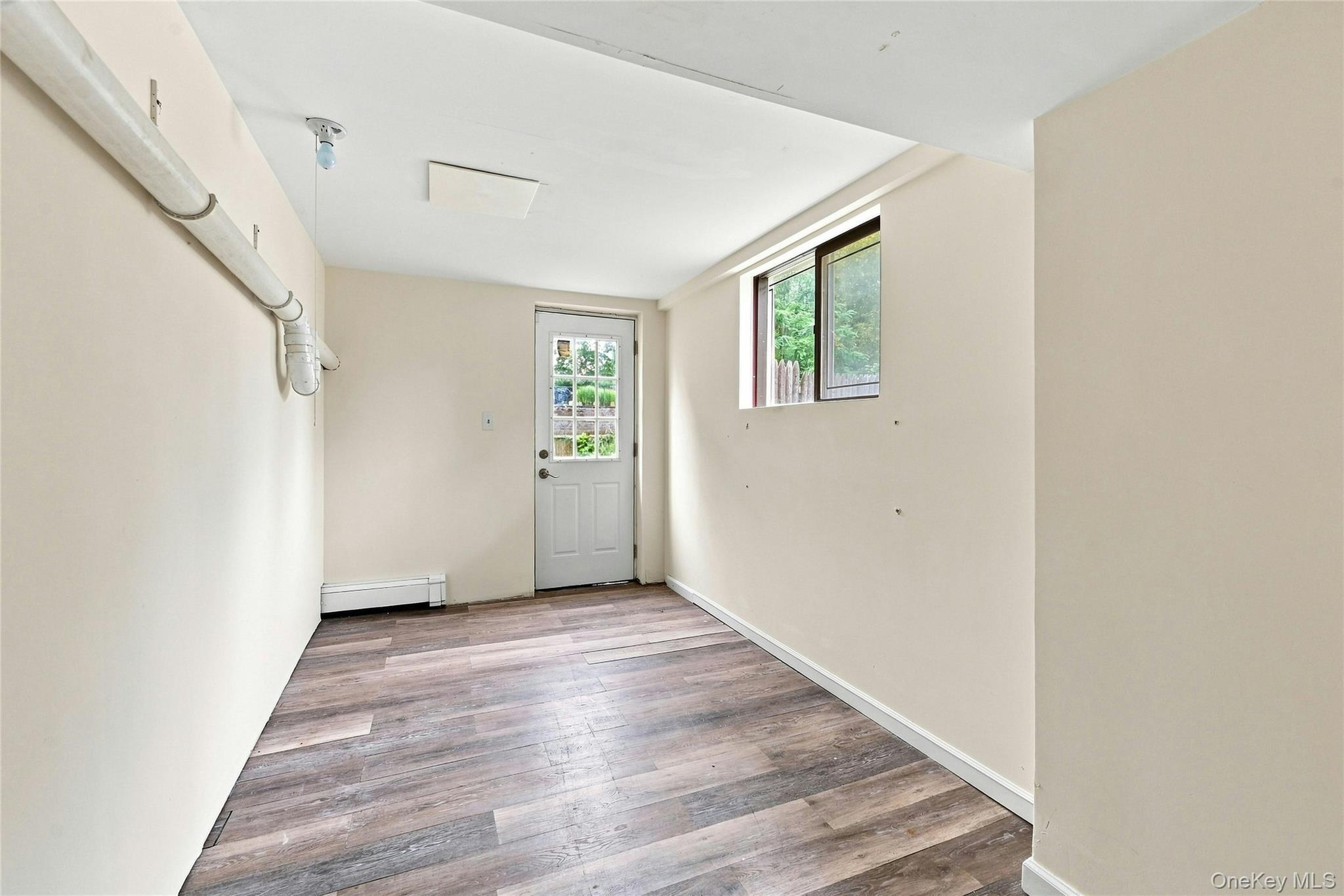 Single Family Winfield Drive  Suffolk County, NY 11789, MLS-1012115-30
