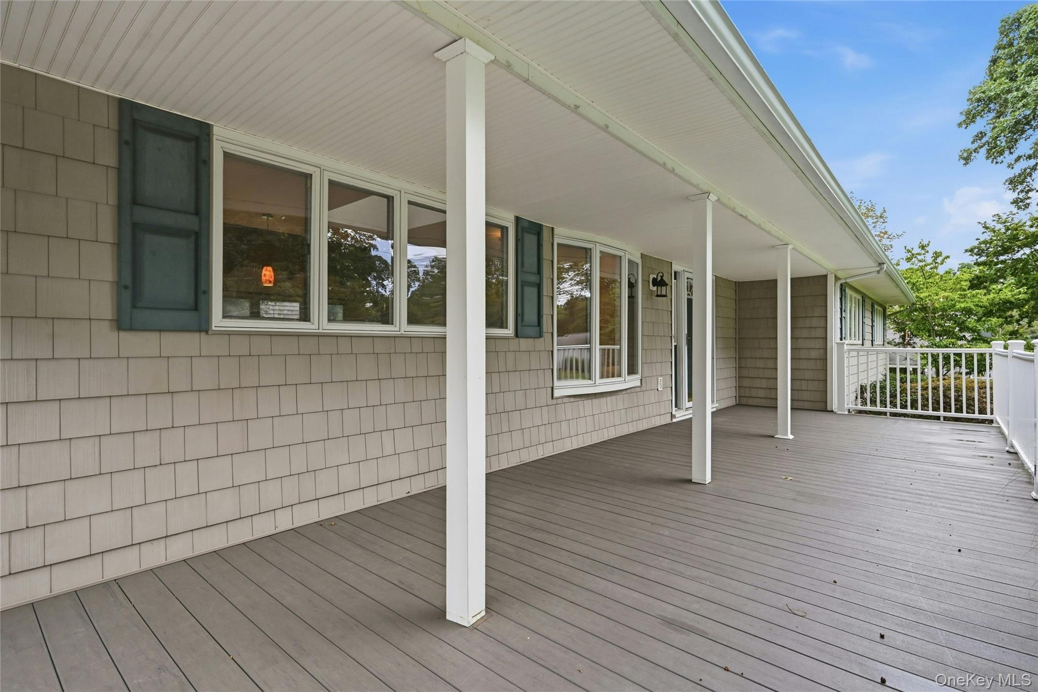 Single Family Winfield Drive  Suffolk County, NY 11789, MLS-1012115-32