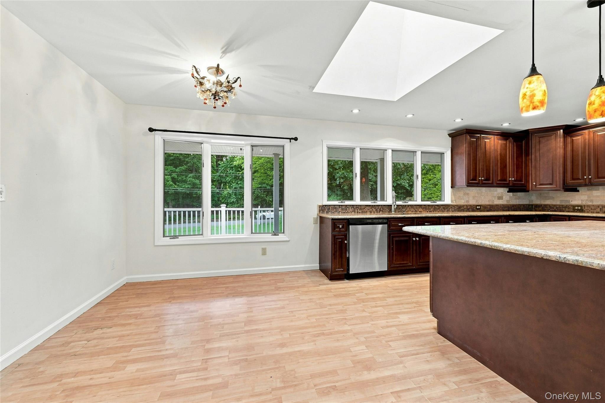 Single Family Winfield Drive  Suffolk County, NY 11789, MLS-1012115-8
