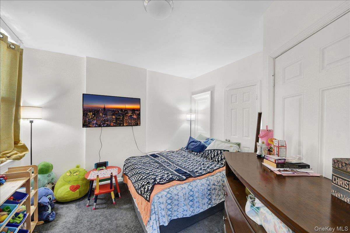 Single Family Cross Bronx Expressway  Bronx, NY 10472, MLS-1012117-6