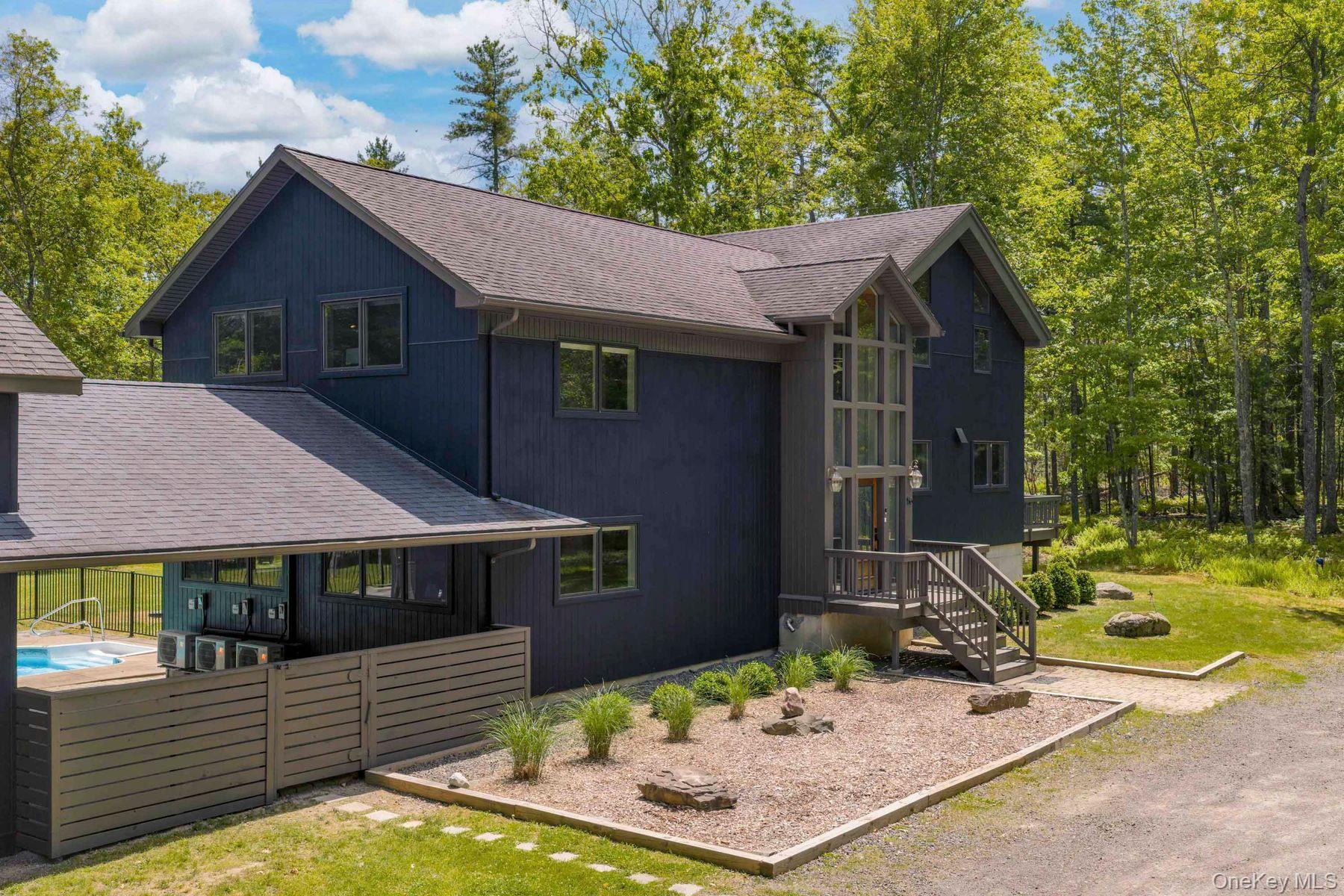 Single Family Lauren Court  Ulster County, NY 12401, MLS-1012176-41