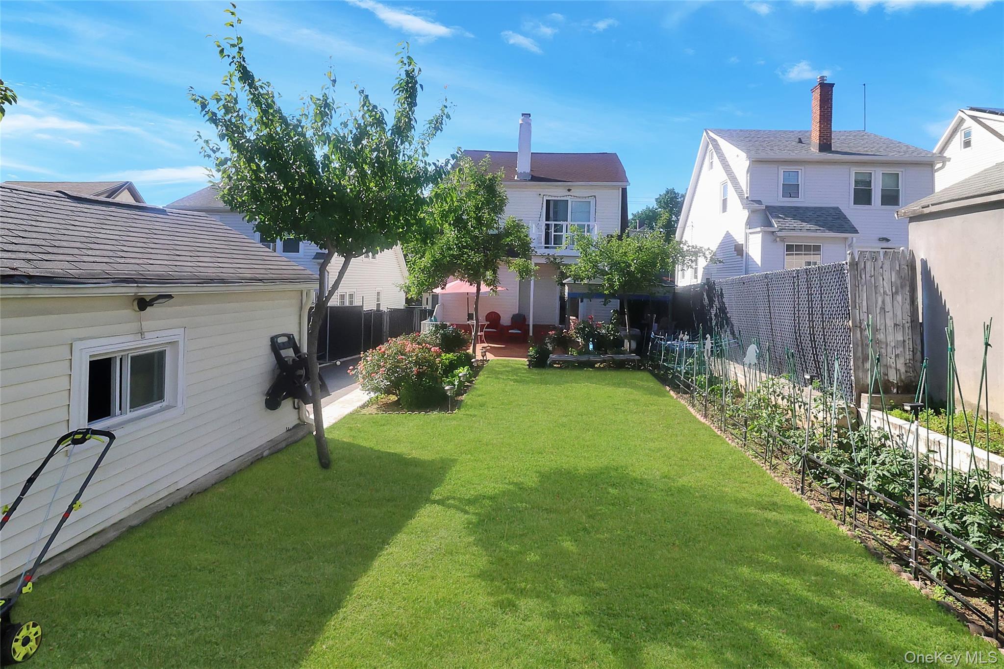 Single Family Emmett Terrace  Westchester County, NY 10805, MLS-1012179-45