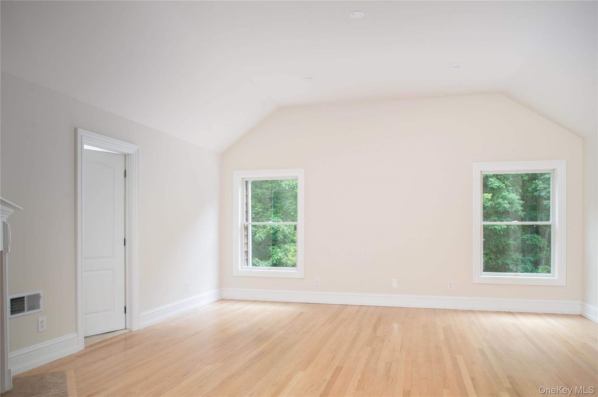 Single Family Deerfield Road Suffolk County, NY 11976, MLS-1012206-21