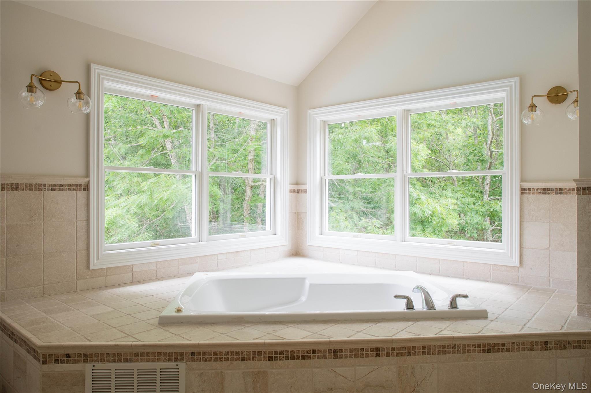 Single Family Deerfield Road Suffolk County, NY 11976, MLS-1012206-25