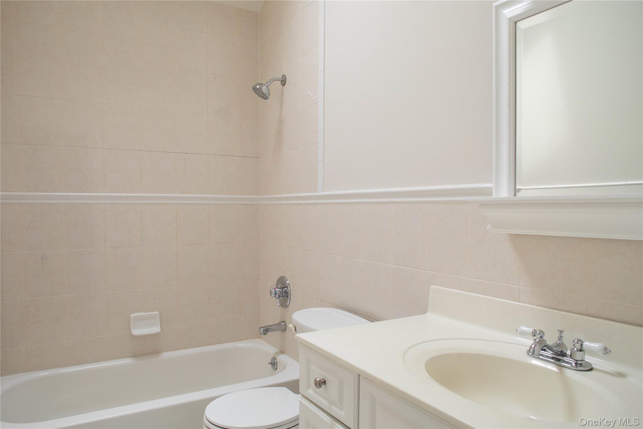 Single Family Deerfield Road Suffolk County, NY 11976, MLS-1012206-29