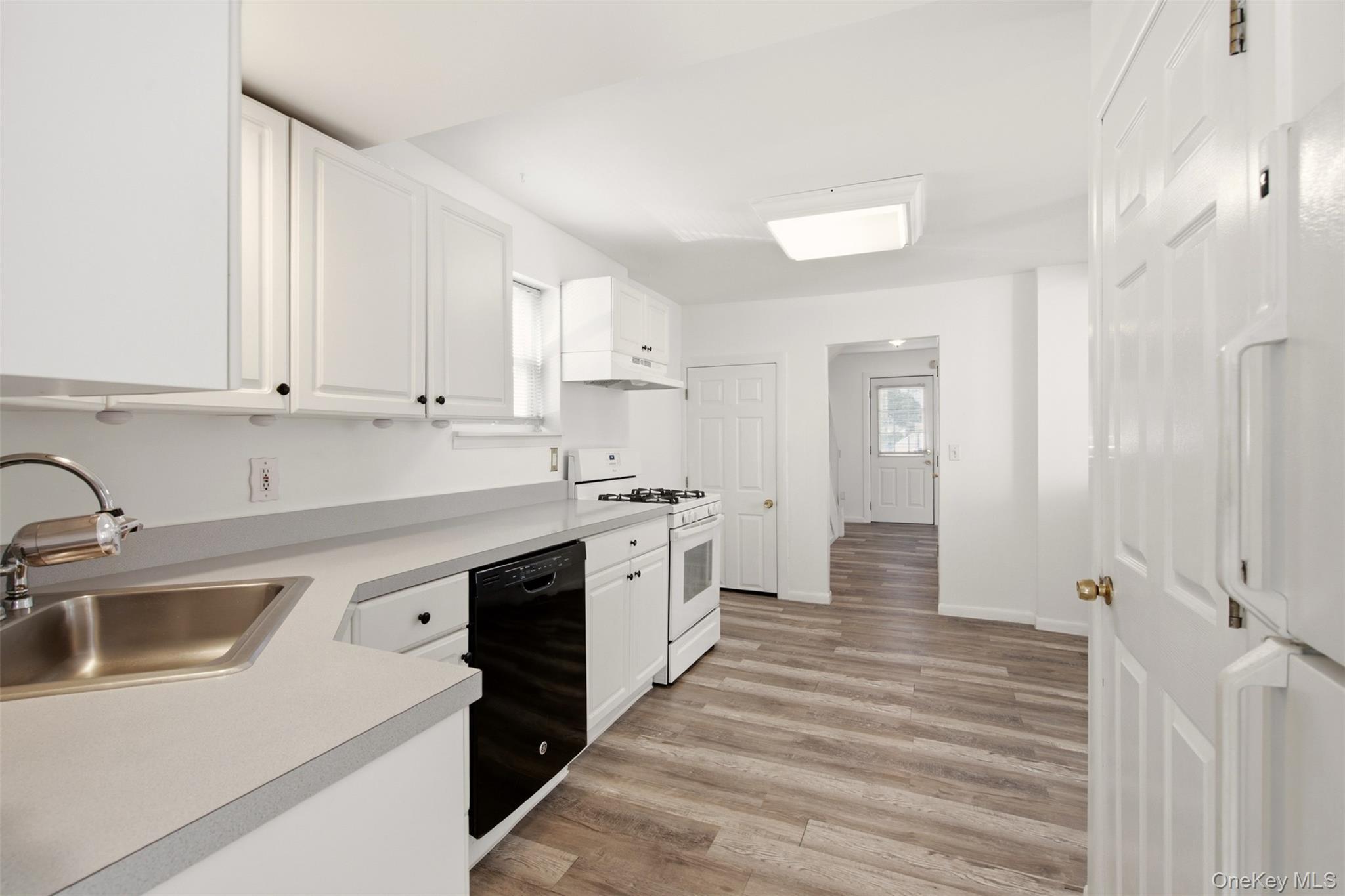 Single Family Fulton Street Nassau County, NY 11590, MLS-1012210-14