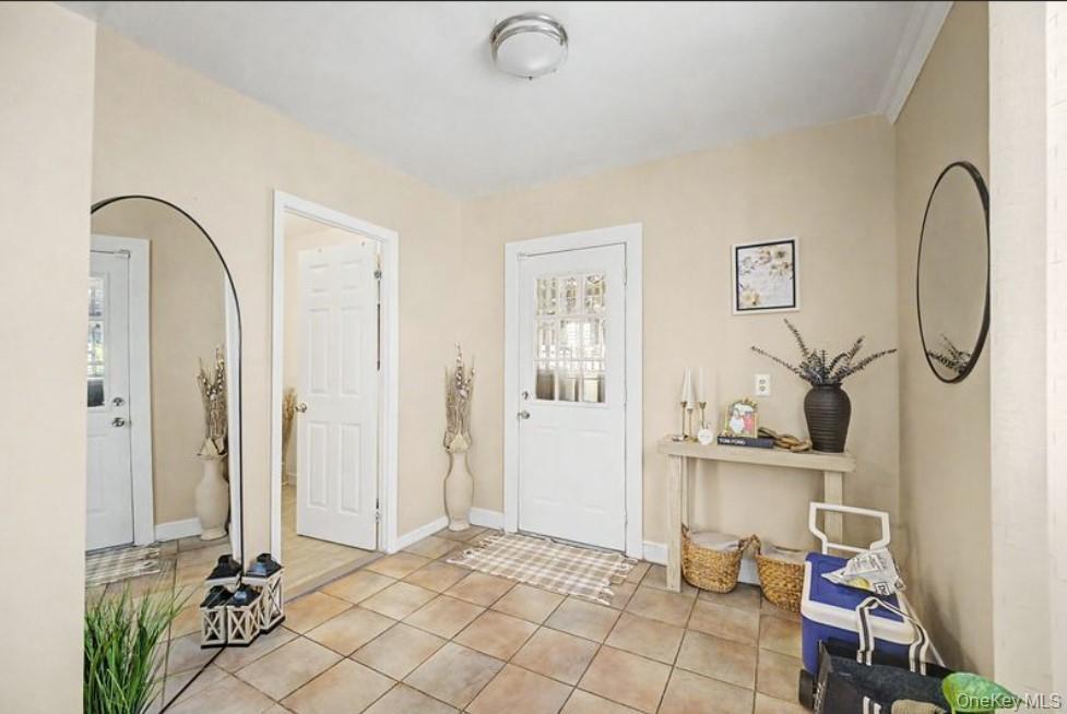 Single Family 210th Queens, NY 11427, MLS-1012213-10