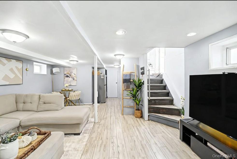 Single Family 210th Queens, NY 11427, MLS-1012213-13