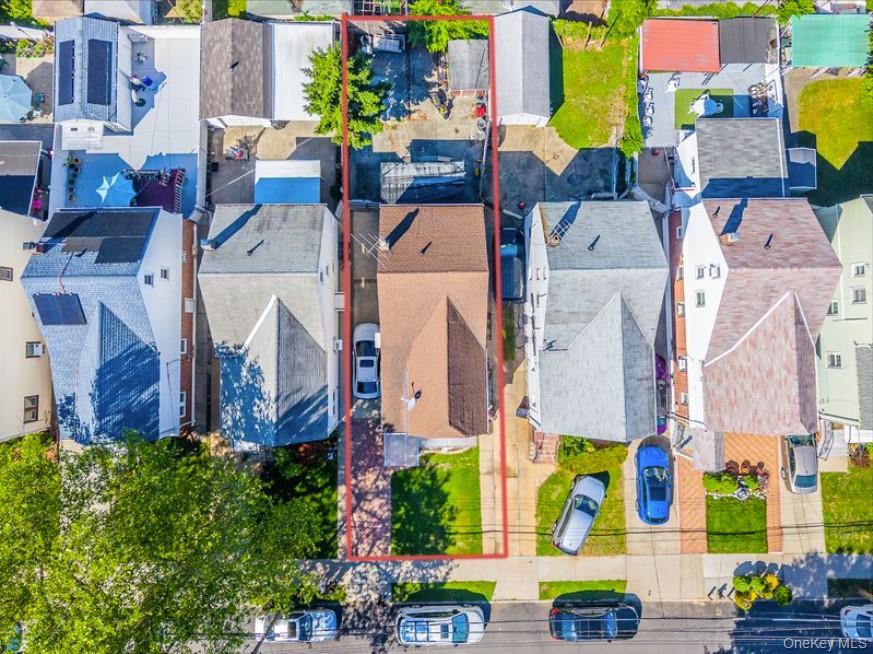 Single Family 210th Queens, NY 11427, MLS-1012213-15