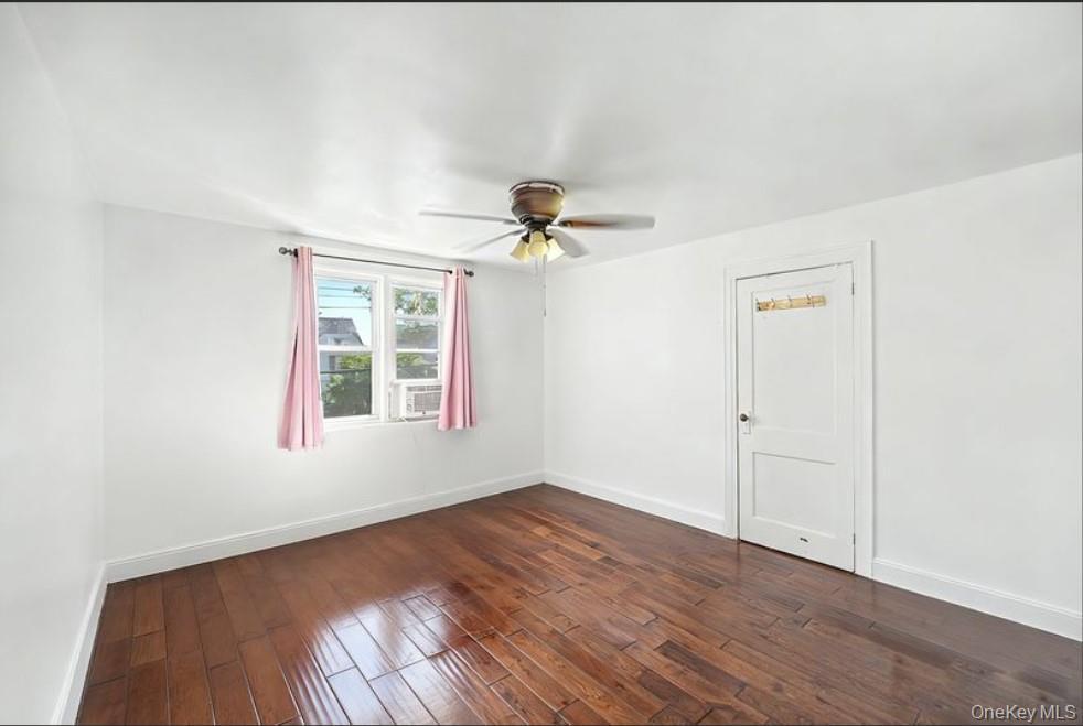 Single Family 210th Queens, NY 11427, MLS-1012213-6
