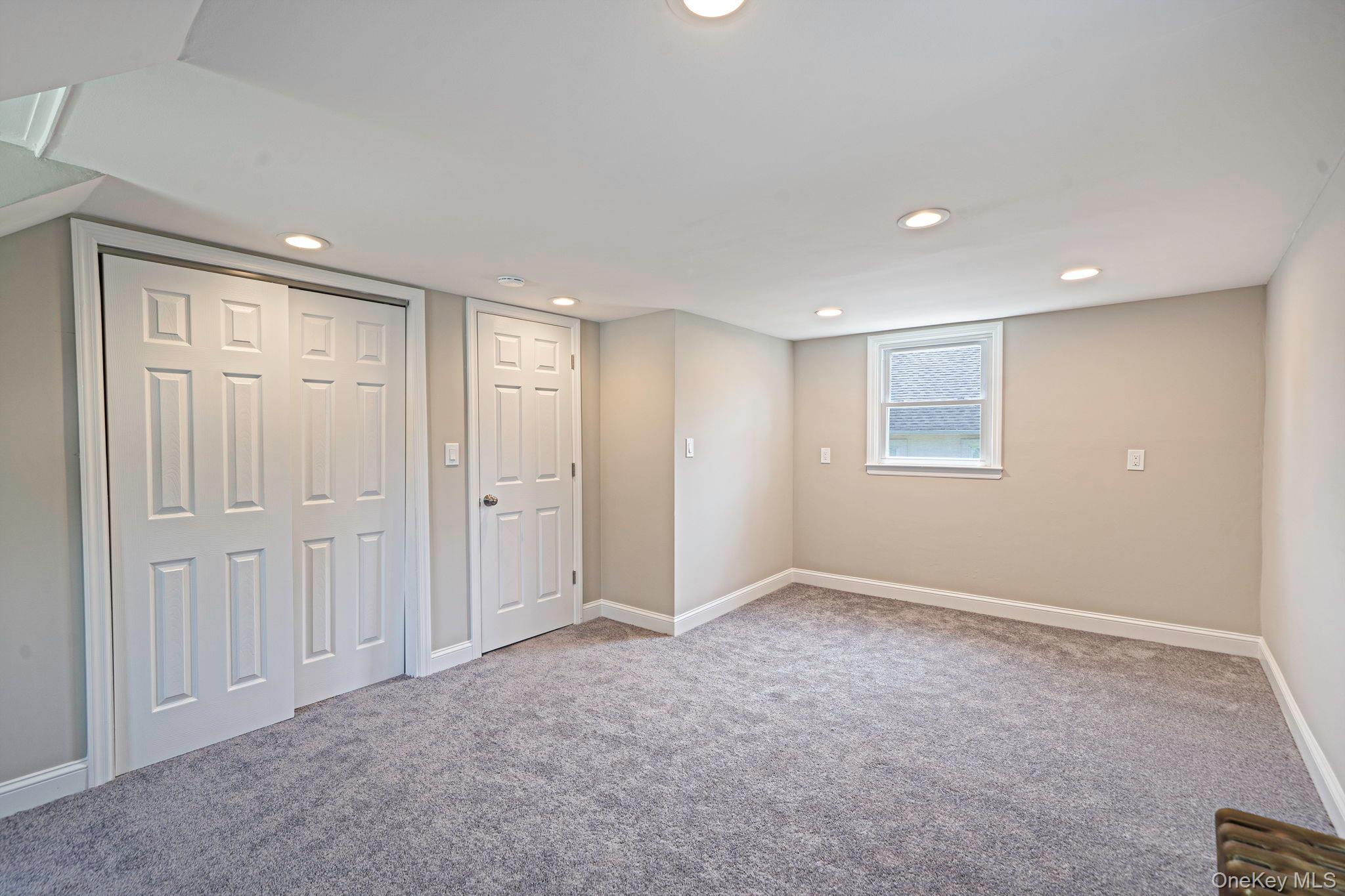 Single Family Elizabeth Avenue  Suffolk County, NY 11787, MLS-1012238-20