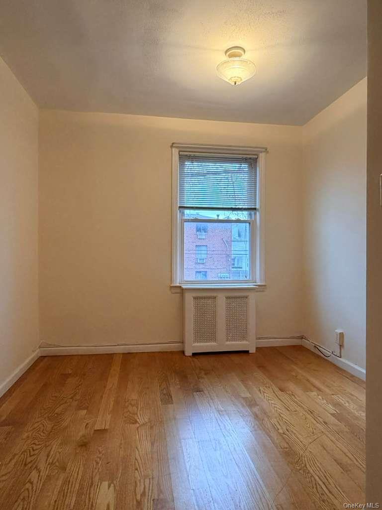 Apartment 166th Street  Queens, NY 11366, MLS-1012300-8