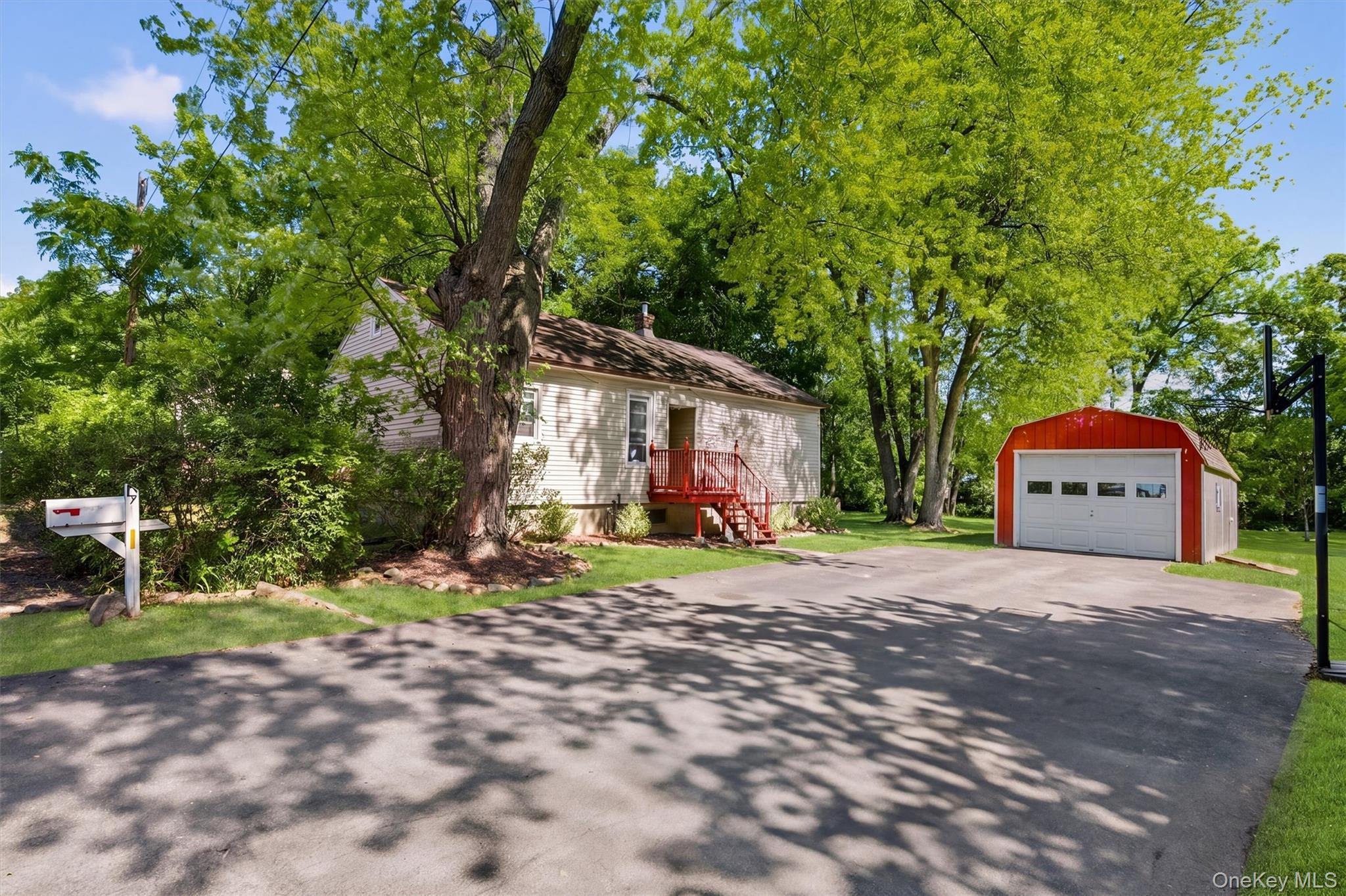 Single Family Hulse Avenue Orange County, NY 10940, MLS-1012319-22