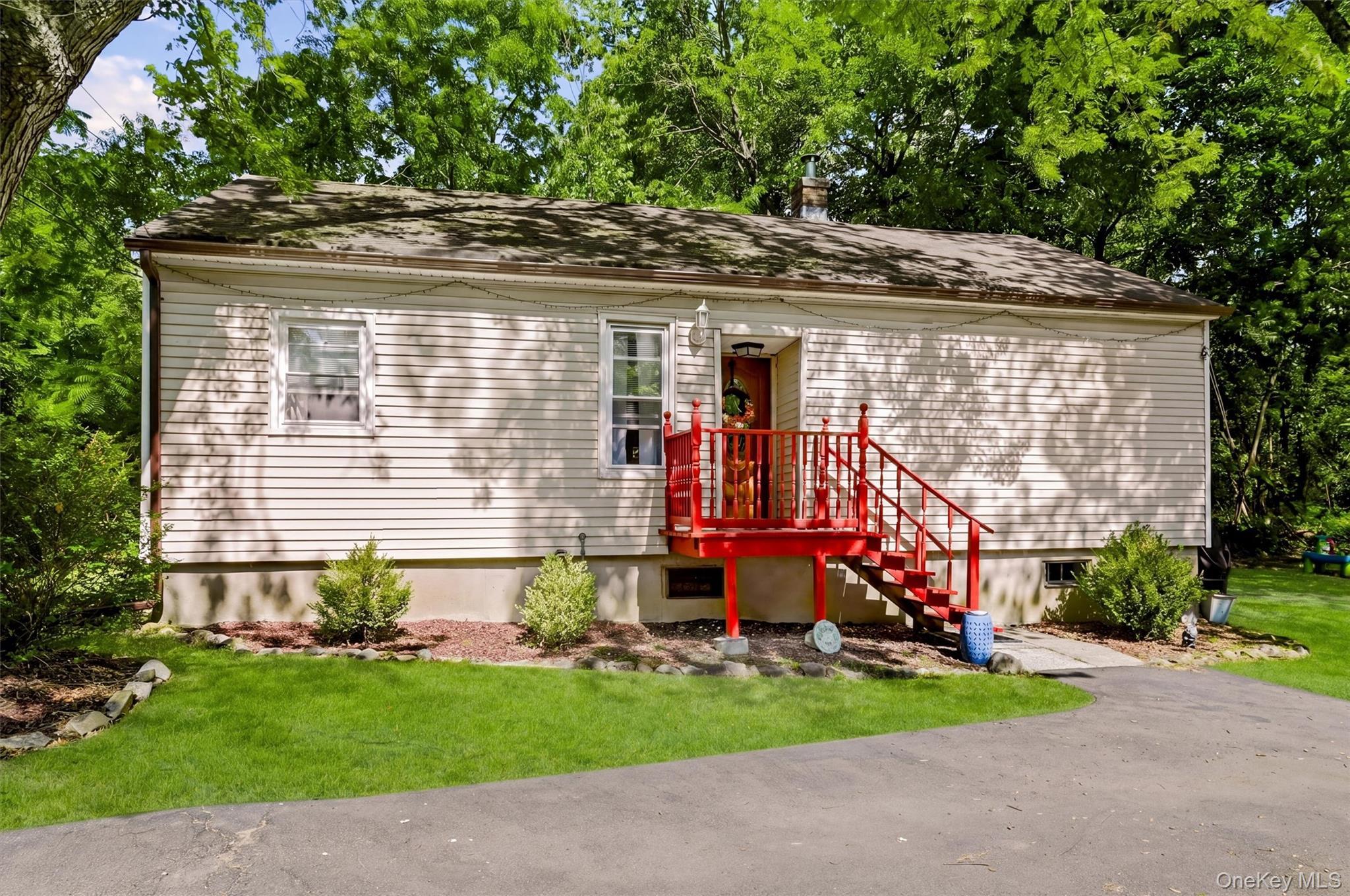 Single Family Hulse Avenue Orange County, NY 10940, MLS-1012319-23