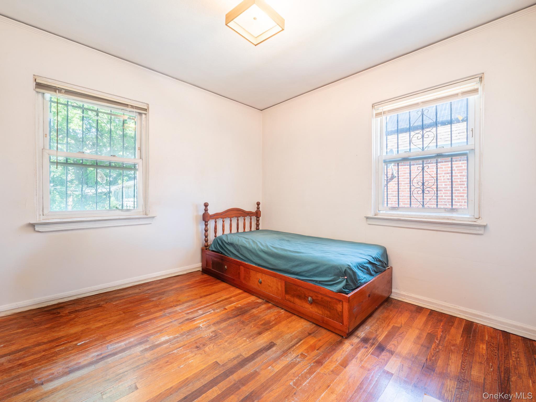 Single Family 172nd Street  Queens, NY 11366, MLS-1012354-13