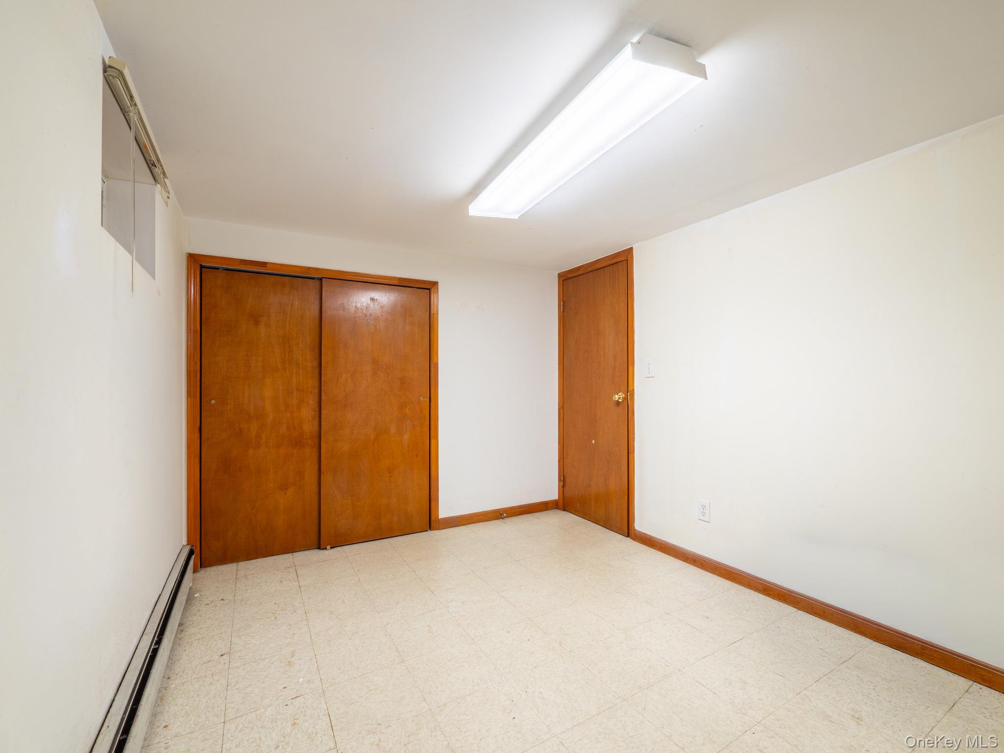 Single Family 172nd Street  Queens, NY 11366, MLS-1012354-23