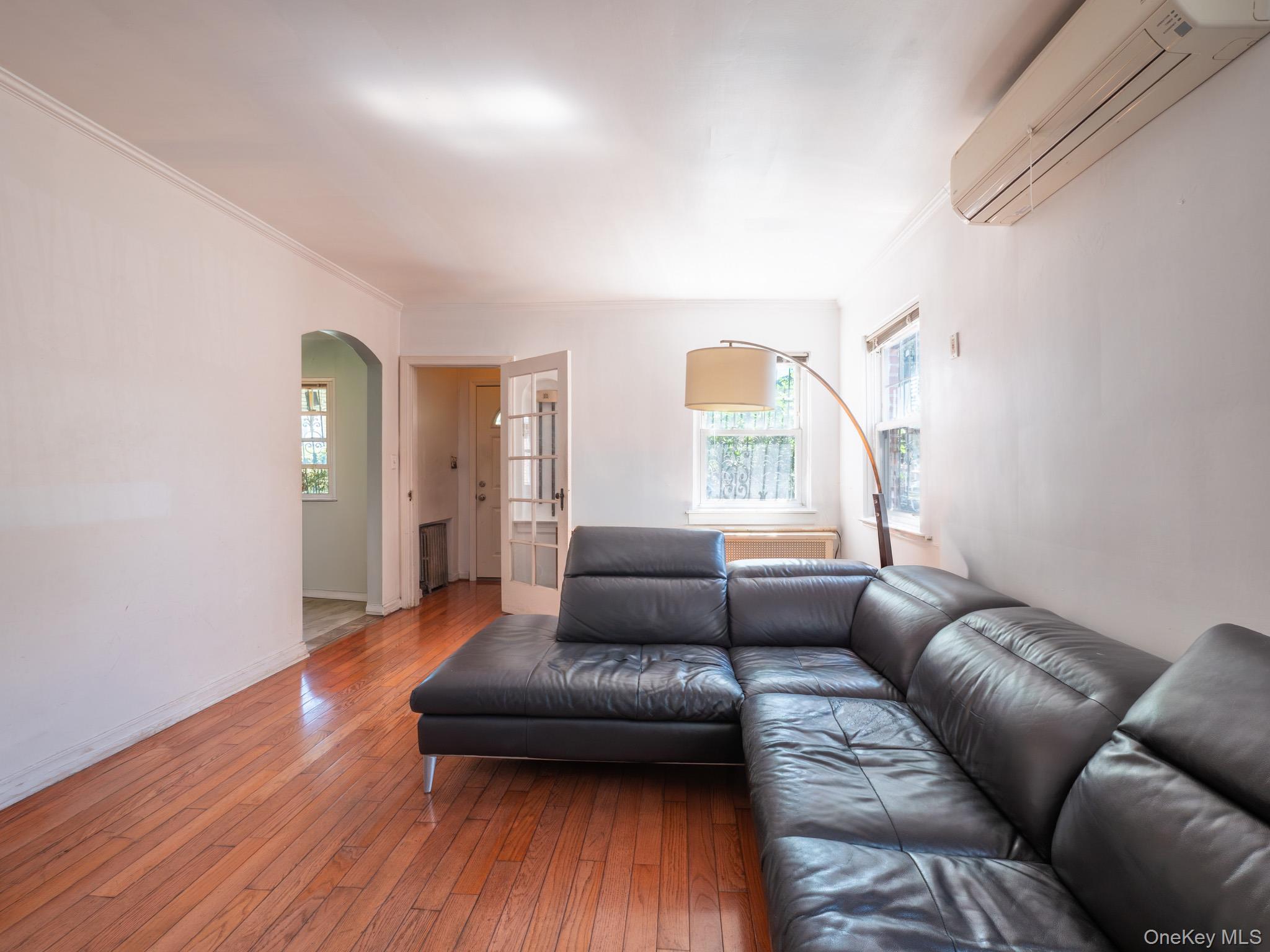 Single Family 172nd Street  Queens, NY 11366, MLS-1012354-5