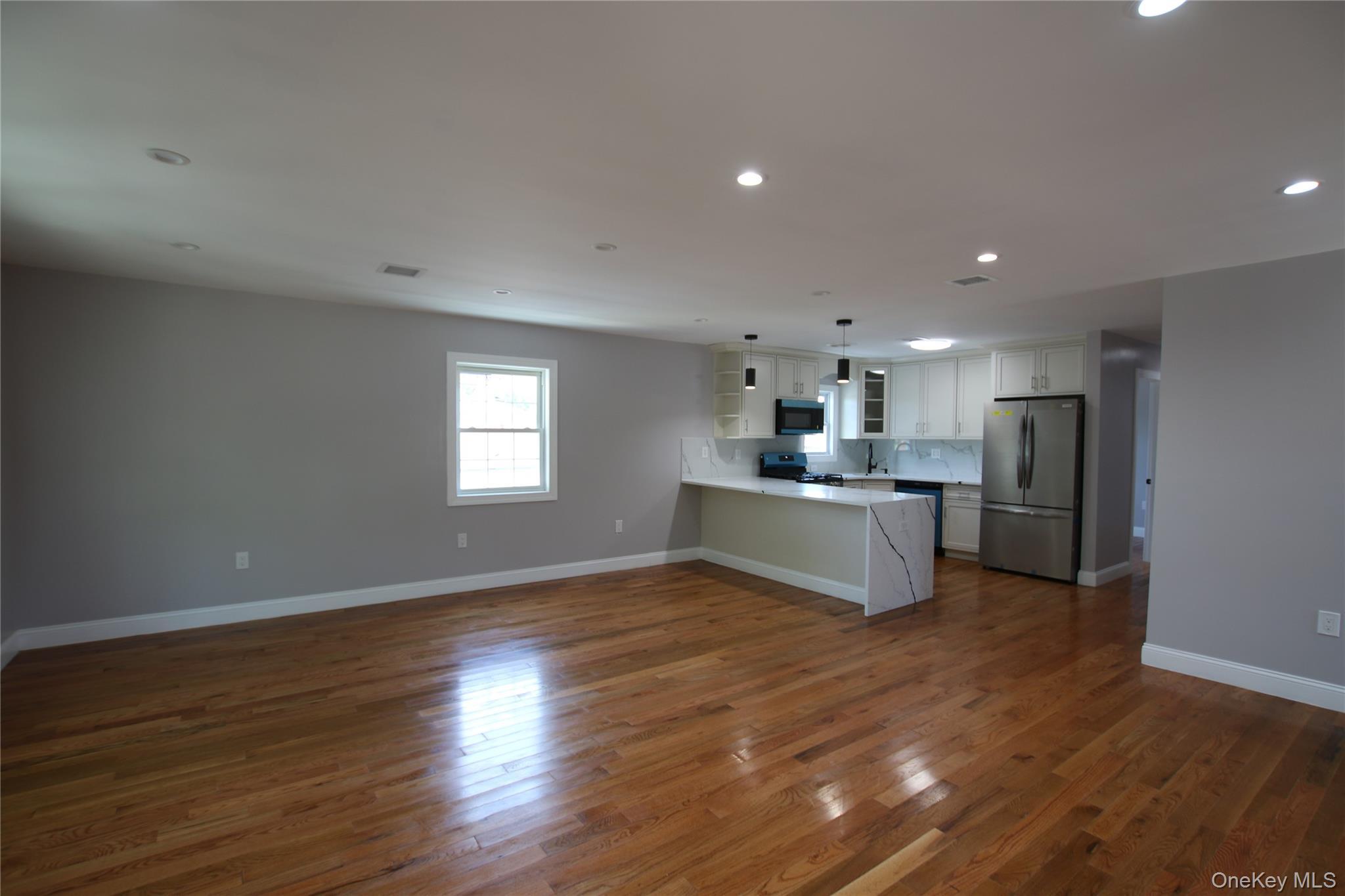 Single Family 145th Avenue Queens, NY 11413, MLS-1012366-27