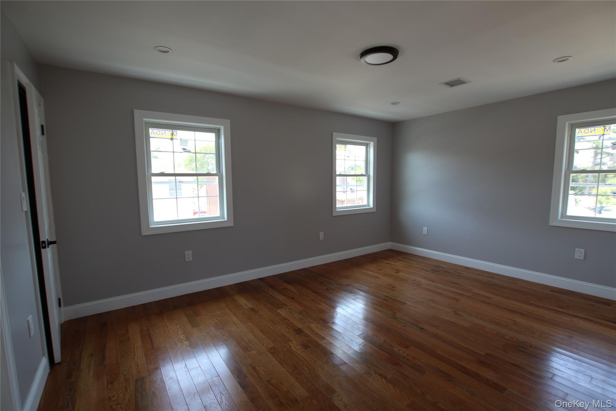 Single Family 145th Avenue Queens, NY 11413, MLS-1012366-33