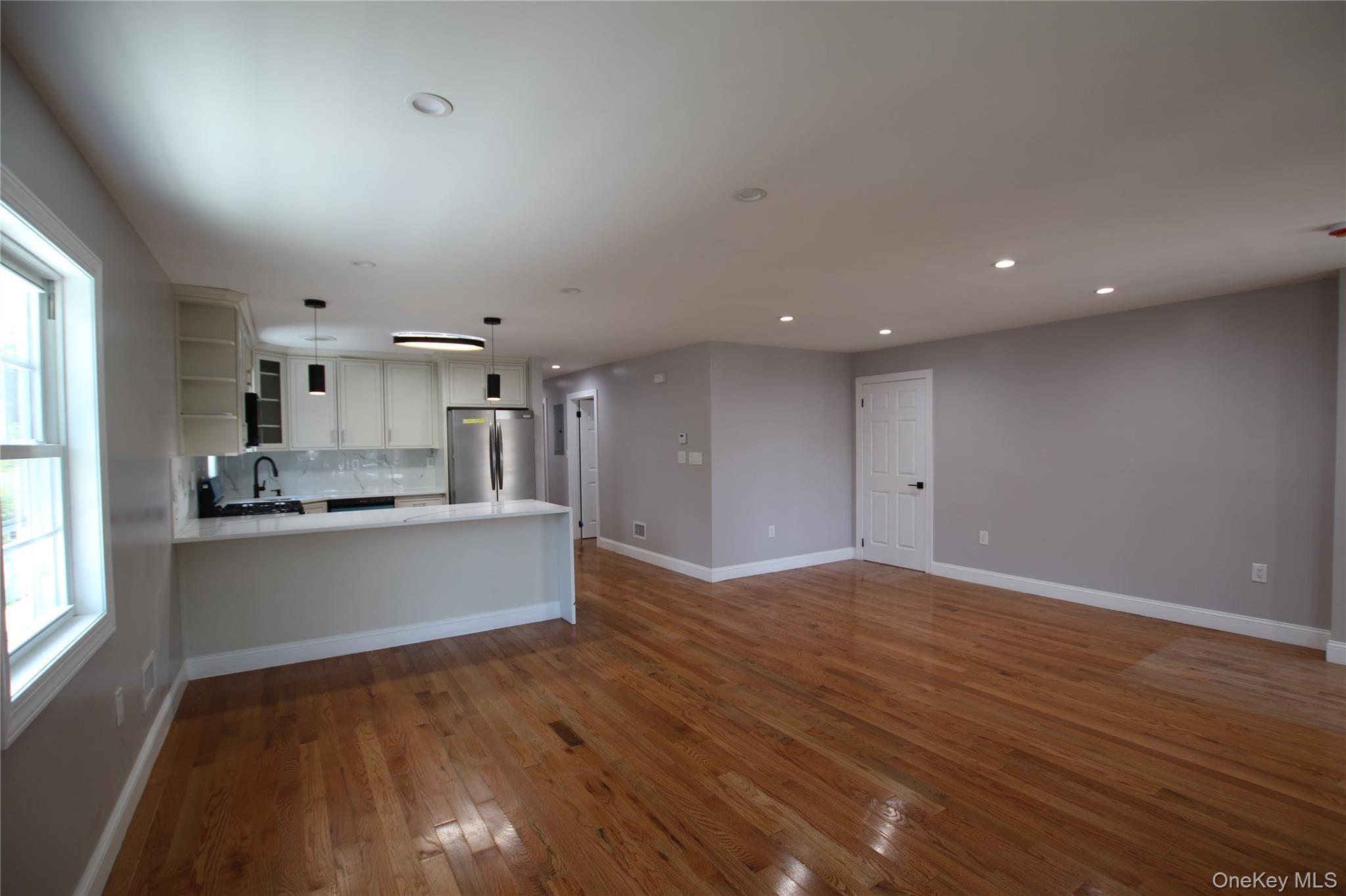 Single Family 145th Avenue Queens, NY 11413, MLS-1012366-9