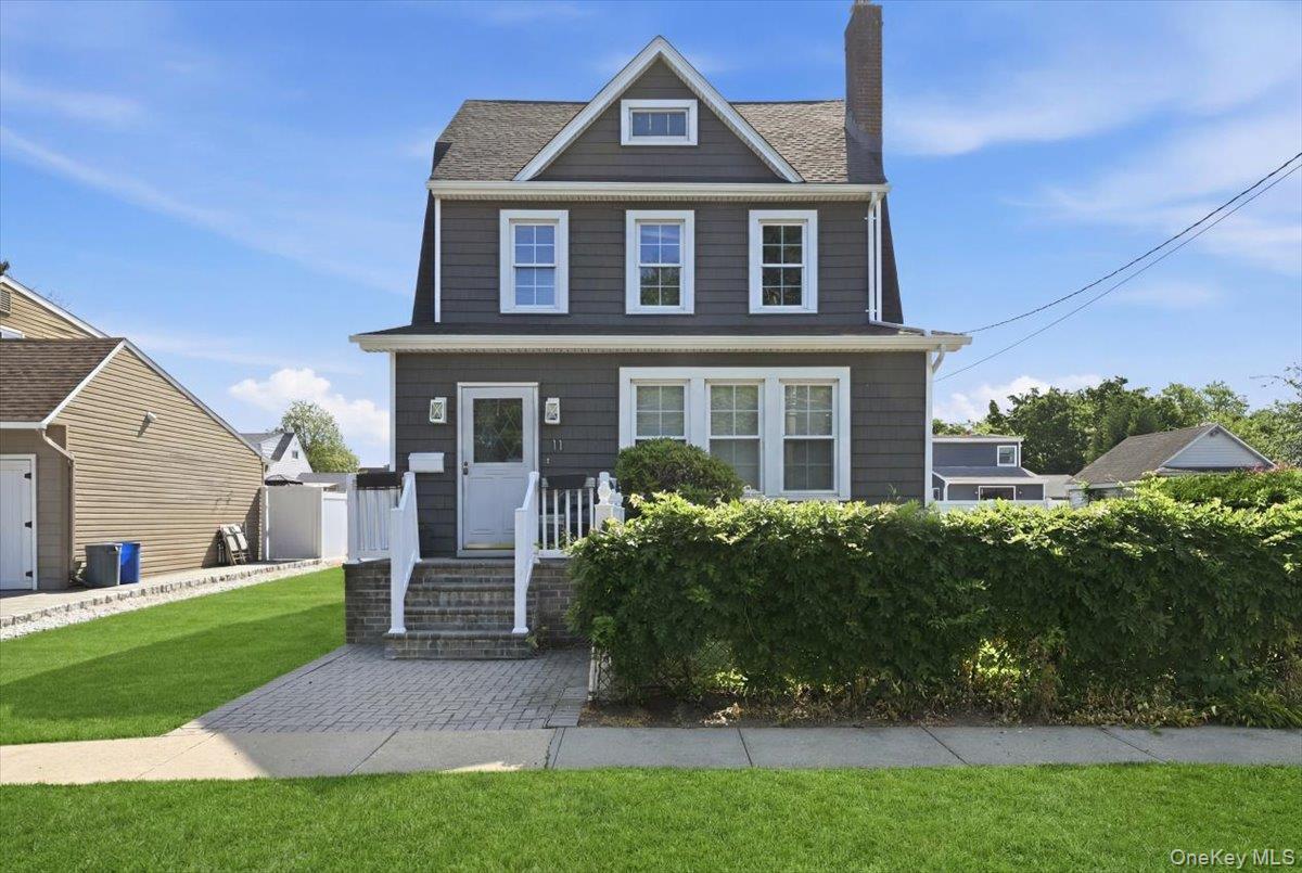 Single Family Moeller Street  Nassau County, NY 11801, MLS-1012376-2