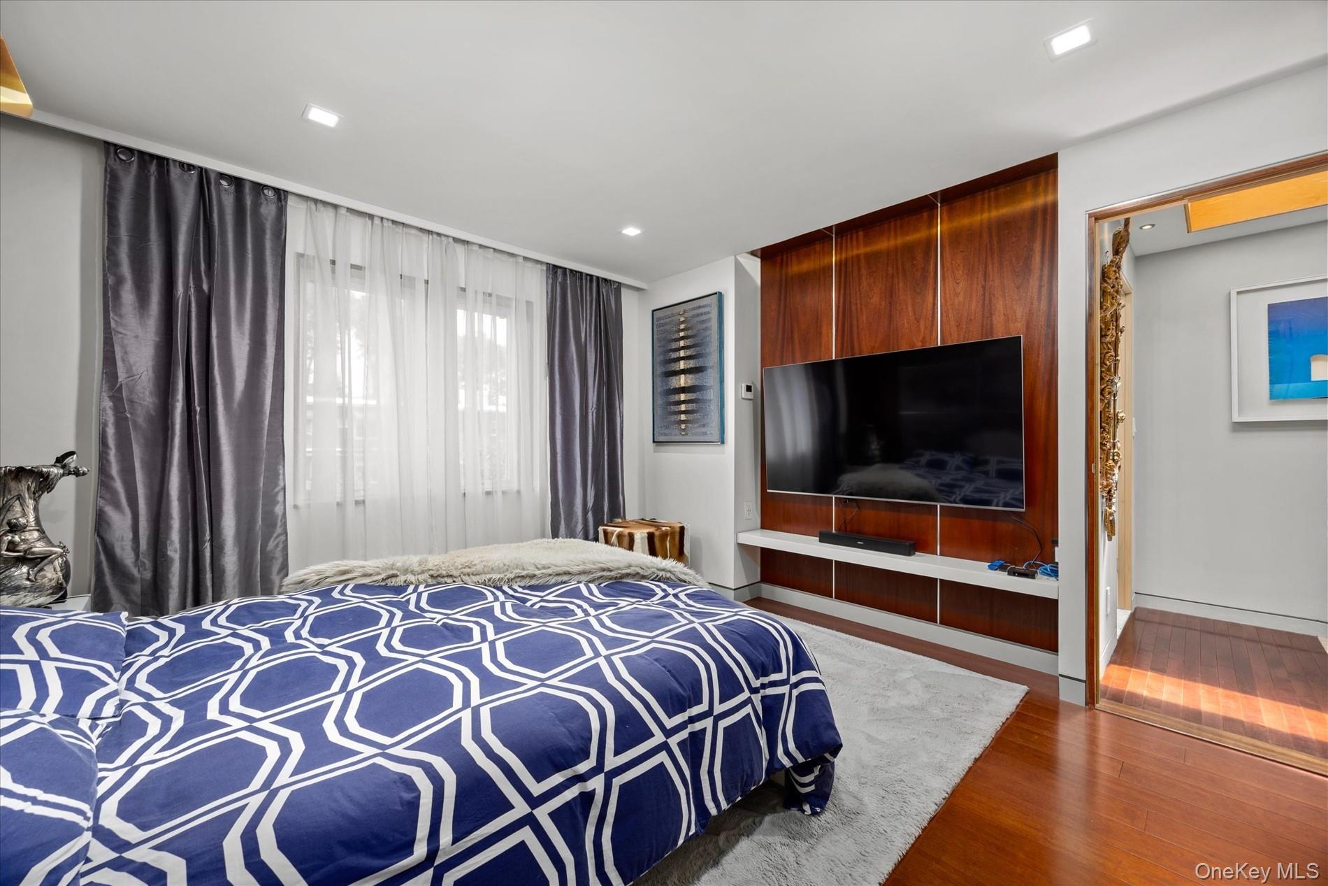 Single Family 76th Street Queens, NY 11379, MLS-1012393-13