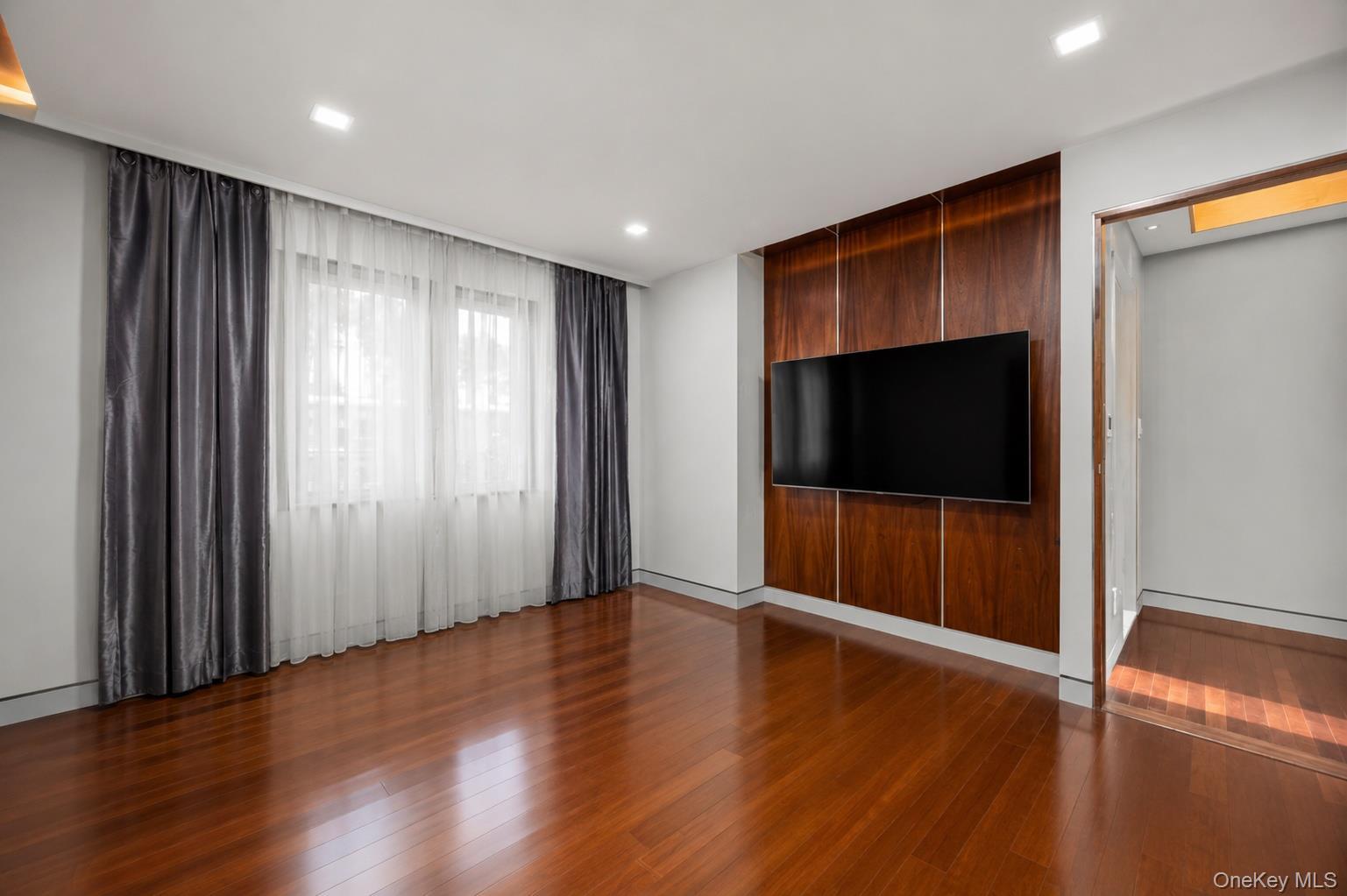 Single Family 76th Street Queens, NY 11379, MLS-1012393-14