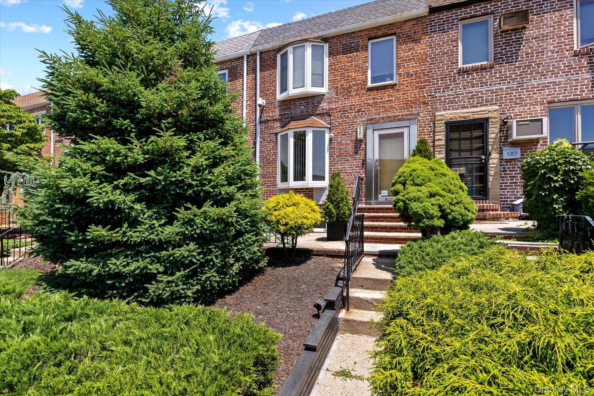 Single Family 76th Street Queens, NY 11379, MLS-1012393-2
