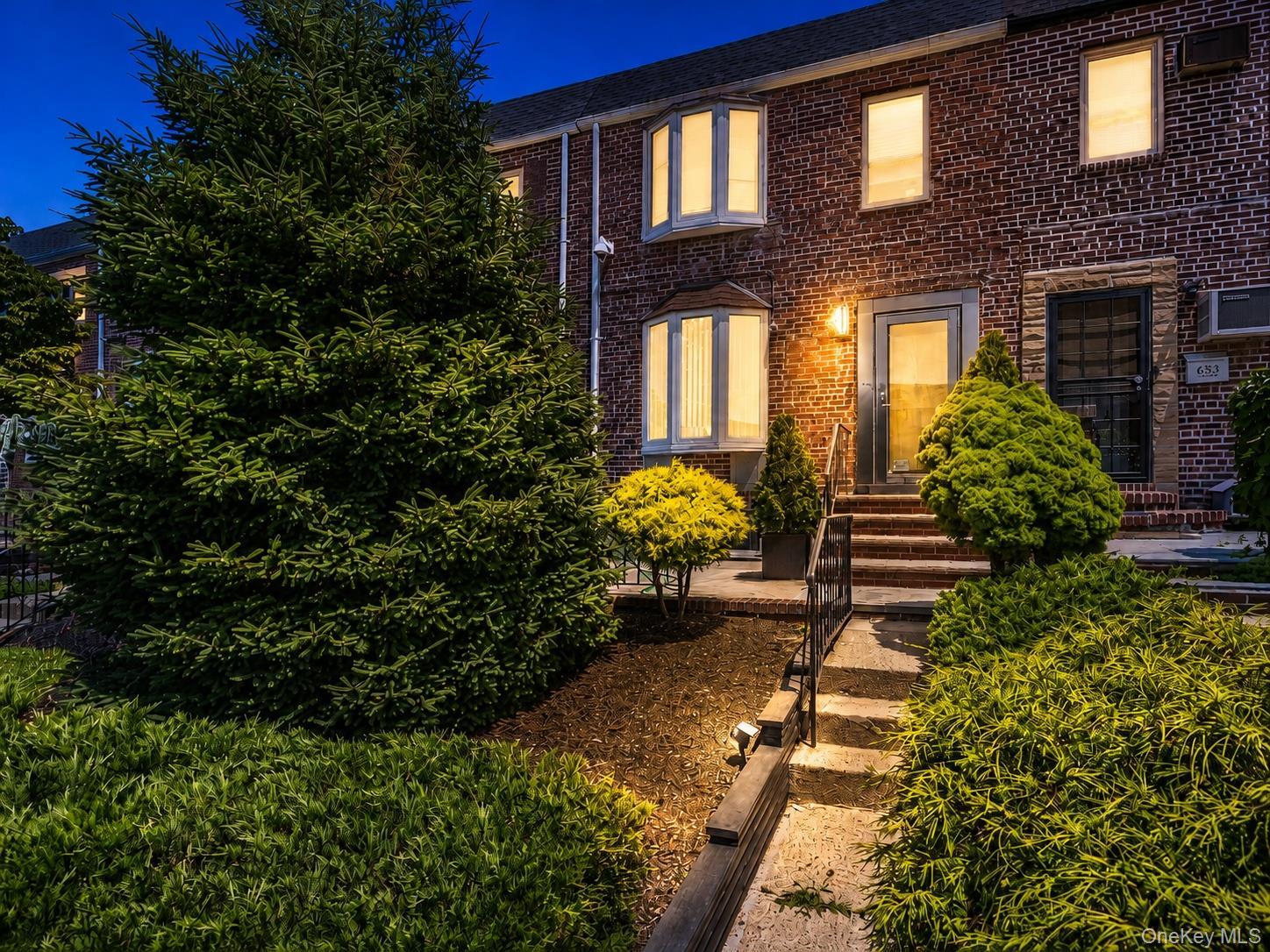 Single Family 76th Street Queens, NY 11379, MLS-1012393-3
