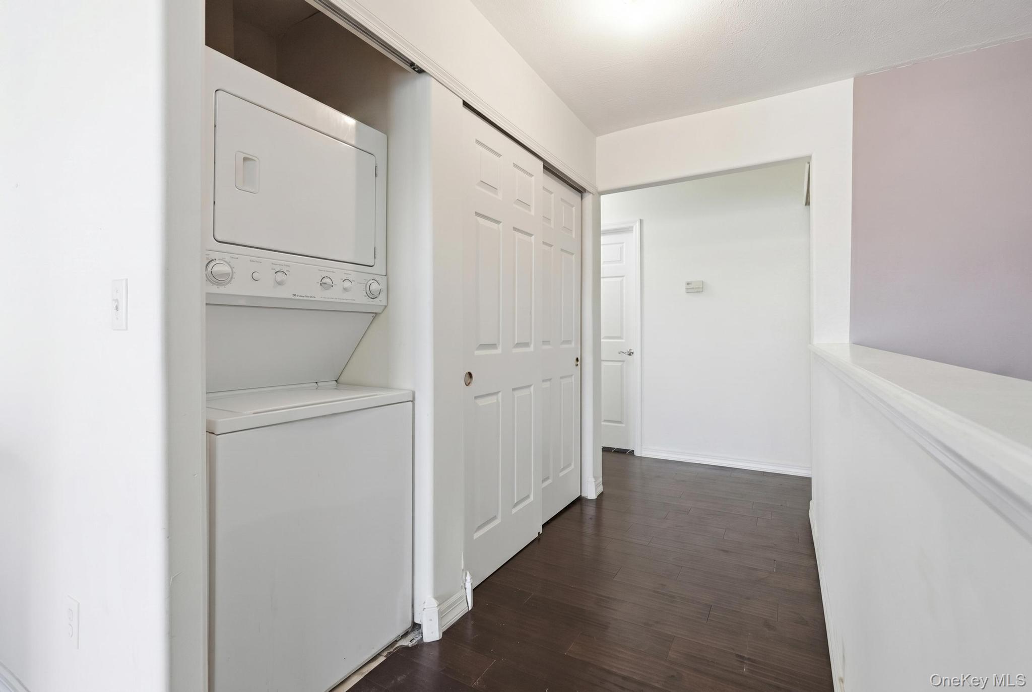 Single Family Lighthouse Drive Queens, NY 11692, MLS-1012403-14