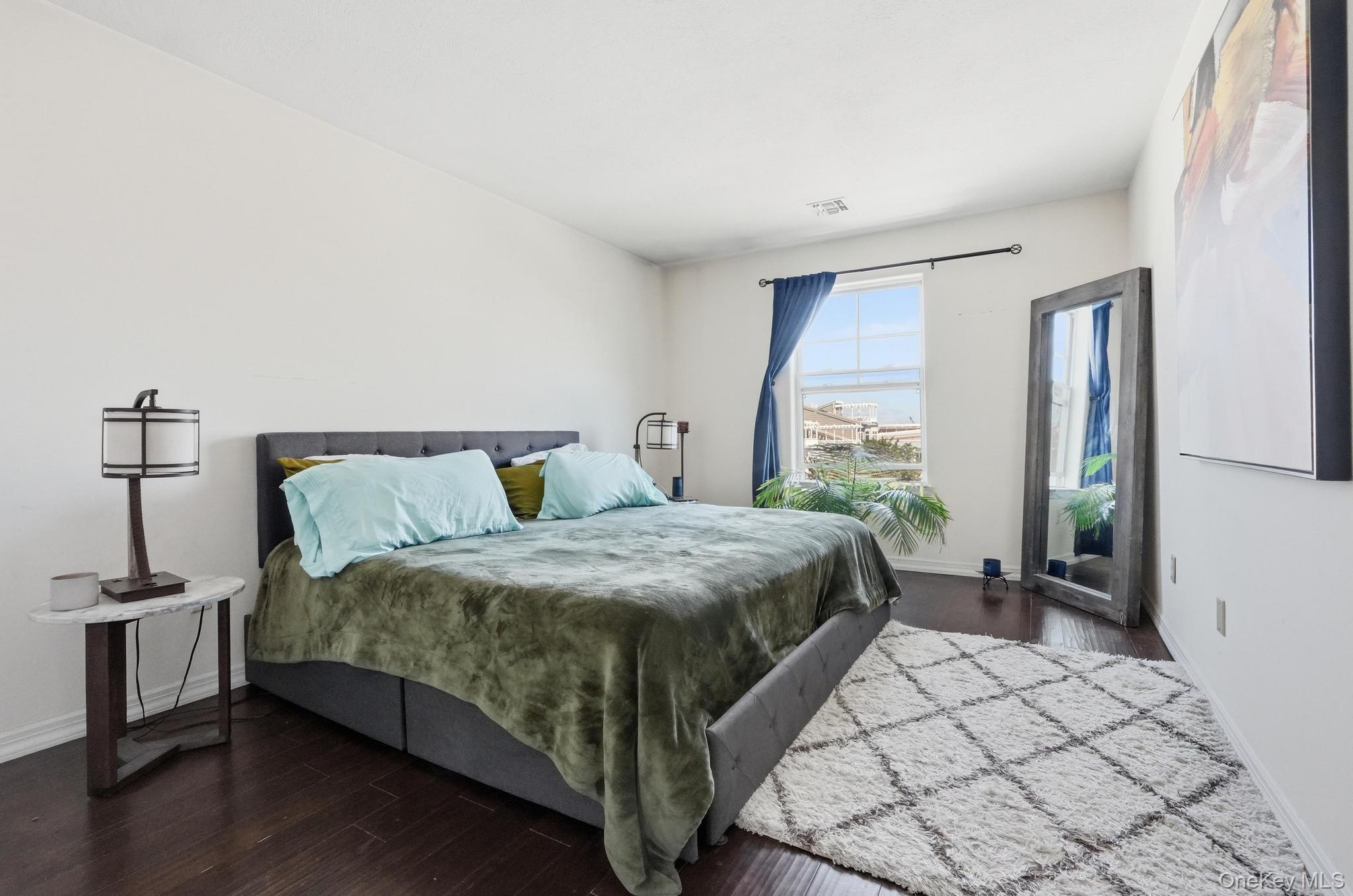 Single Family Lighthouse Drive Queens, NY 11692, MLS-1012403-16