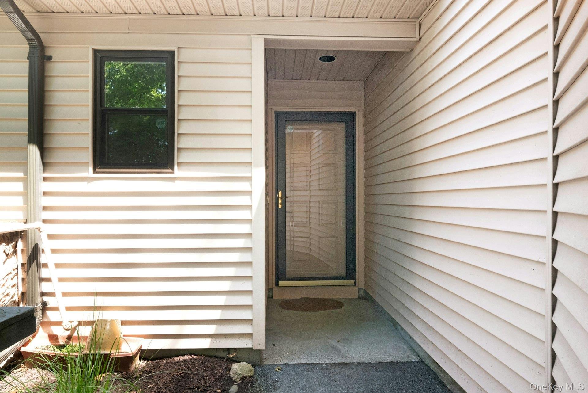 Single Family Hudson Watch Drive  Westchester County, NY 10562, MLS-1012405-4