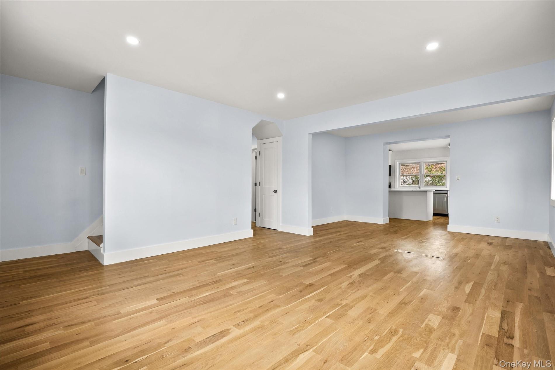 Single Family Circle Drive Nassau County, NY 11550, MLS-1012411-12