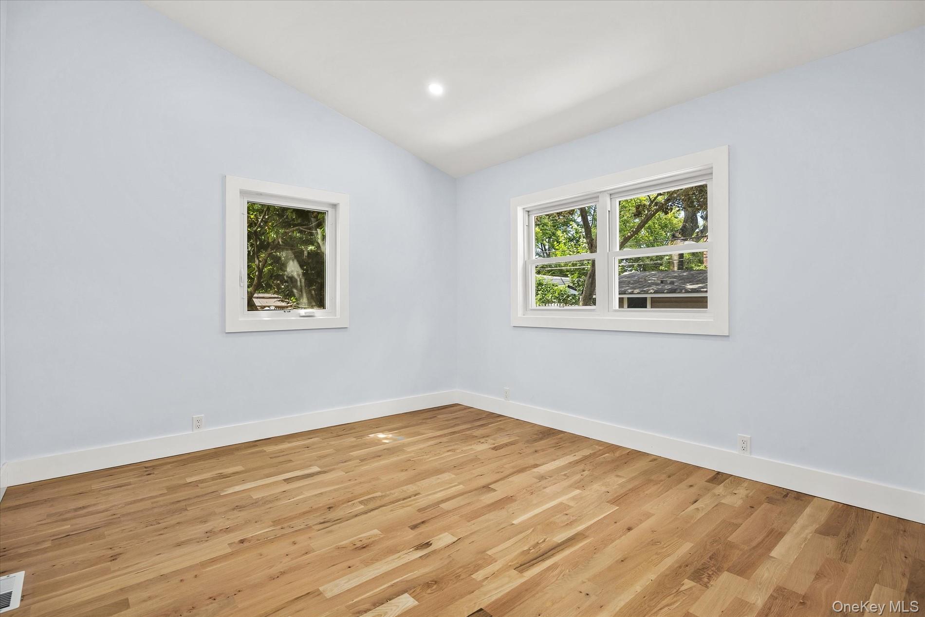 Single Family Circle Drive Nassau County, NY 11550, MLS-1012411-18