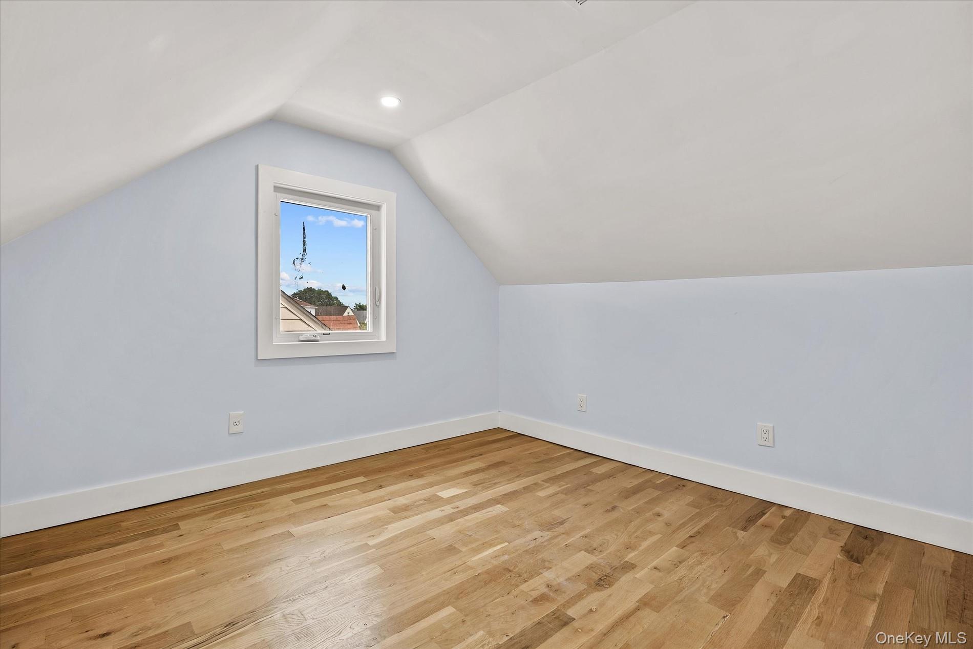 Single Family Circle Drive Nassau County, NY 11550, MLS-1012411-26