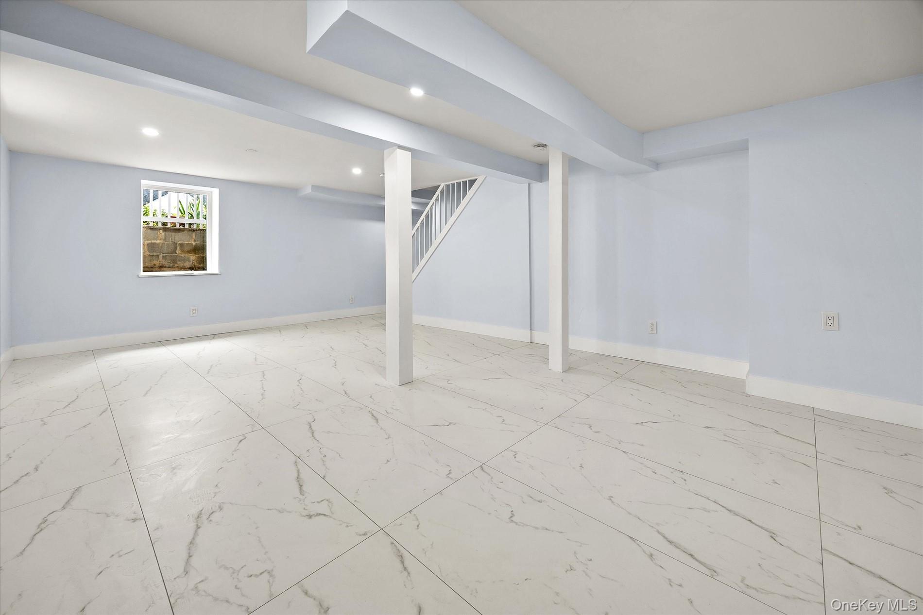 Single Family Circle Drive Nassau County, NY 11550, MLS-1012411-30