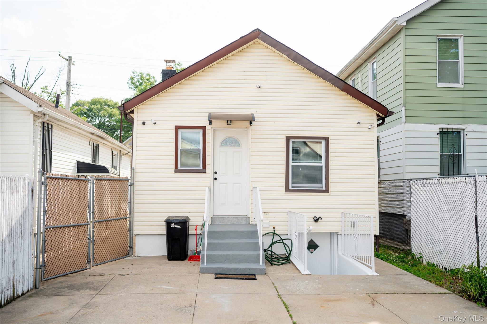 Single Family 144th Street Queens, NY 11436, MLS-1012425-36
