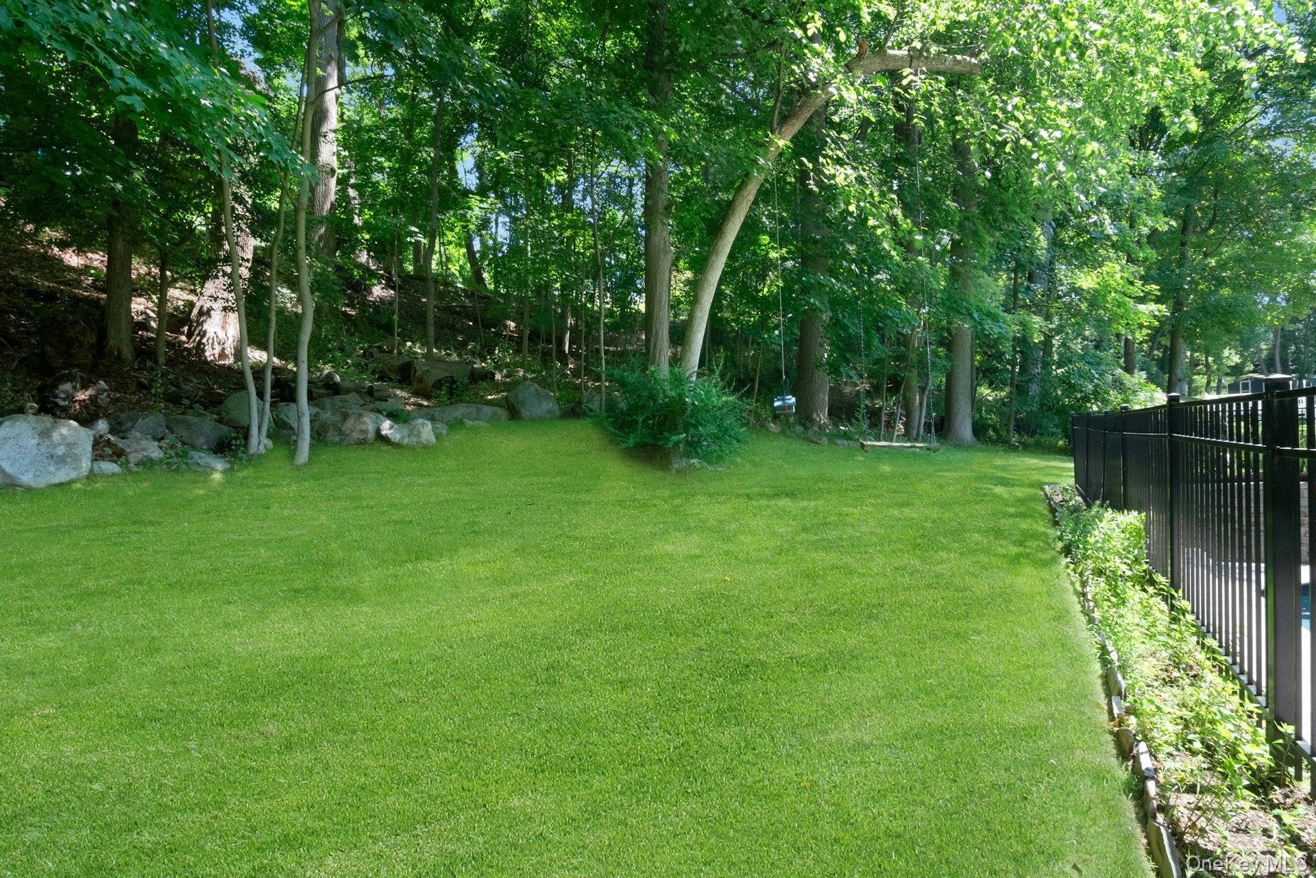 Single Family Deerfield Lane S Westchester County, NY 10570, MLS-1012440-39