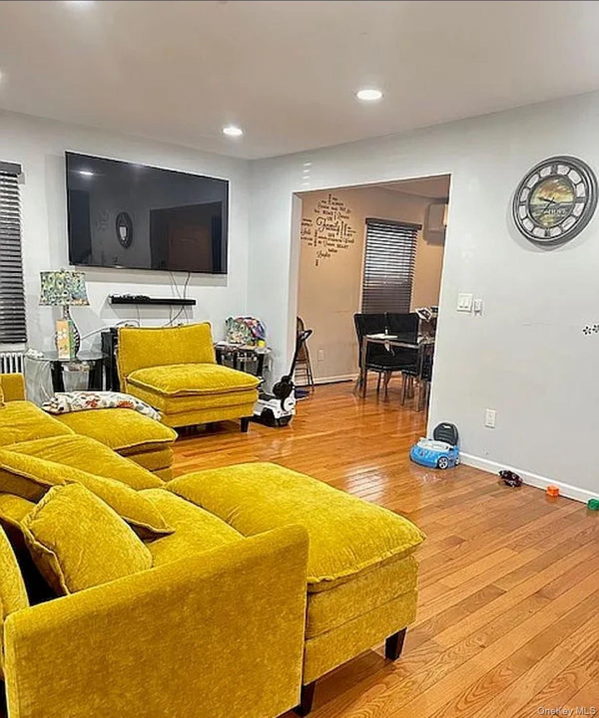 Single Family 200th Queens, NY 11412, MLS-1012455-2