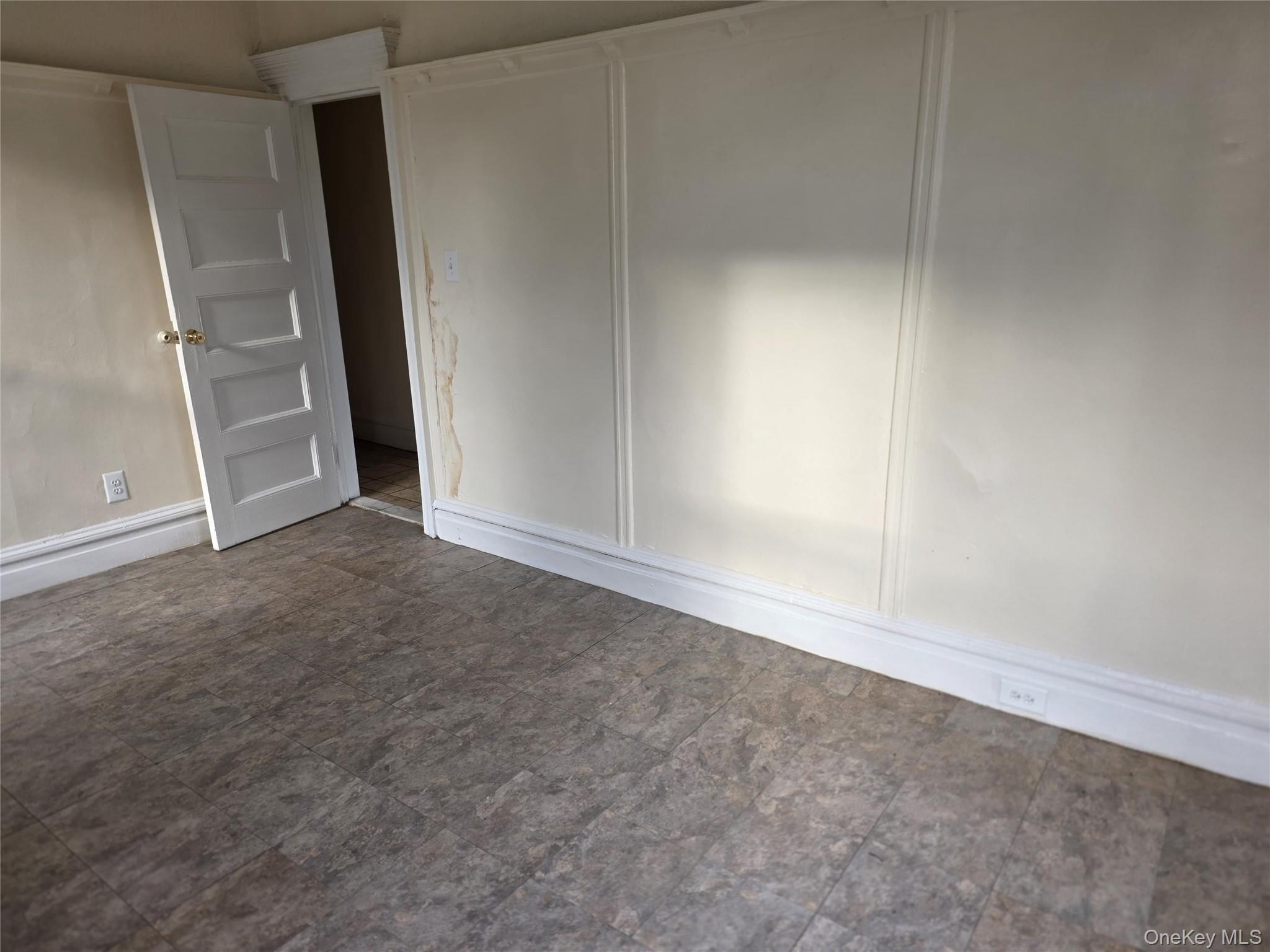 Single Family 186th St Bronx, NY 10458, MLS-1012465-16