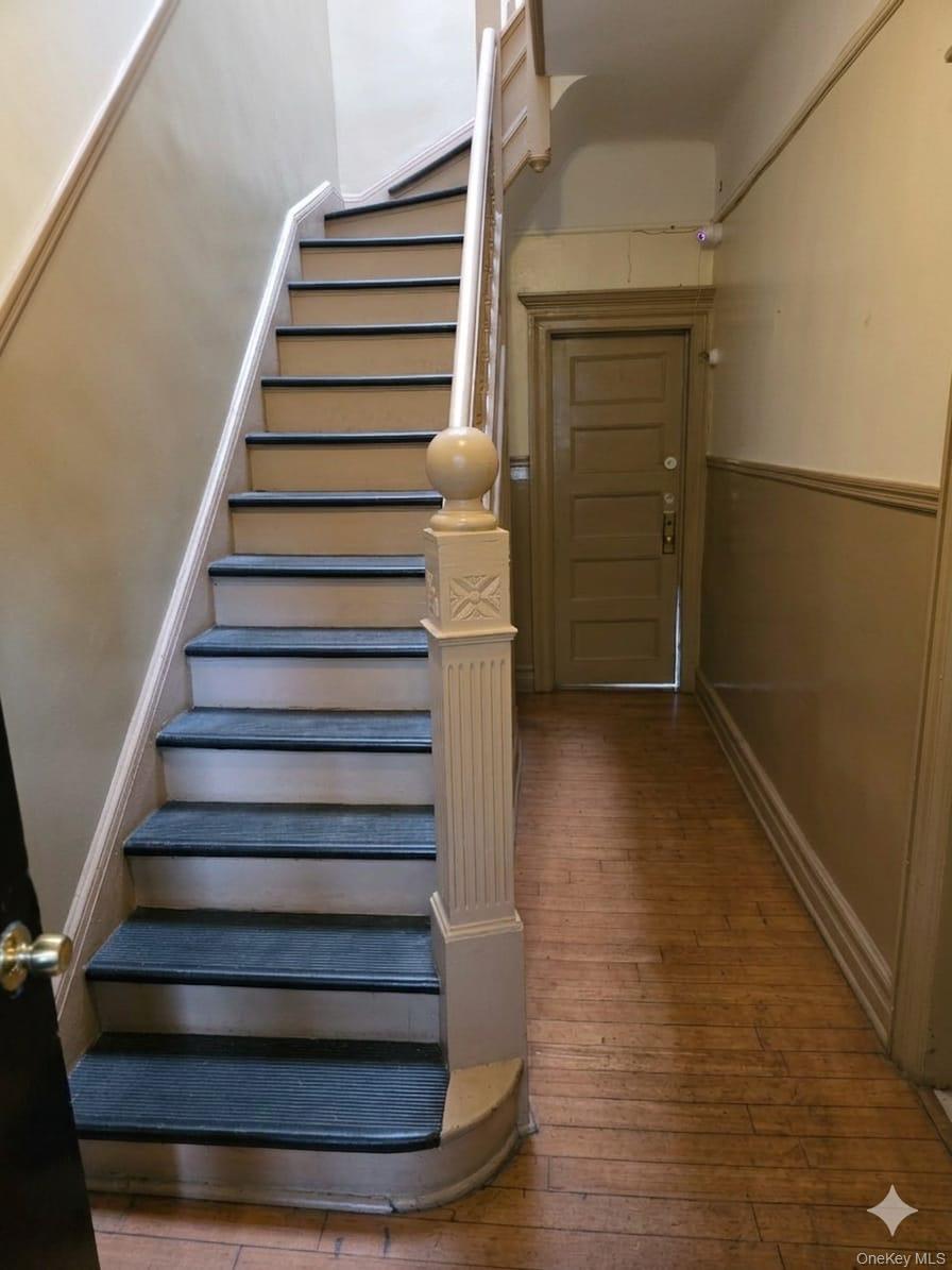 Single Family 186th St Bronx, NY 10458, MLS-1012465-5