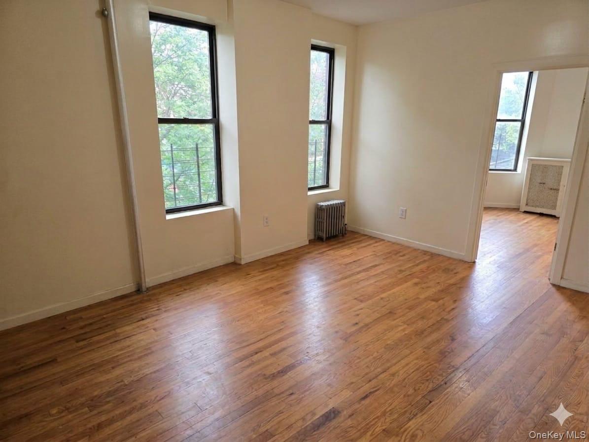 Single Family 186th St Bronx, NY 10458, MLS-1012465-7