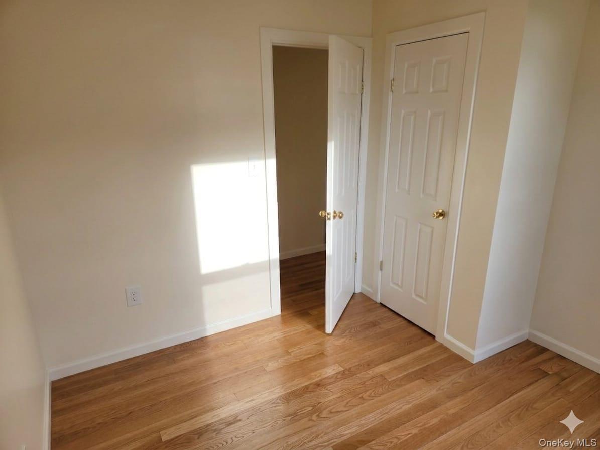 Single Family 186th St Bronx, NY 10458, MLS-1012465-9