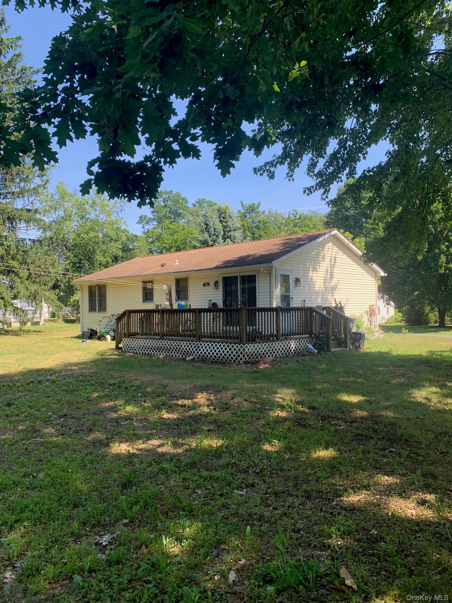 Single Family Cambridge Drive  Dutchess County, NY 12571, MLS-1012471-10