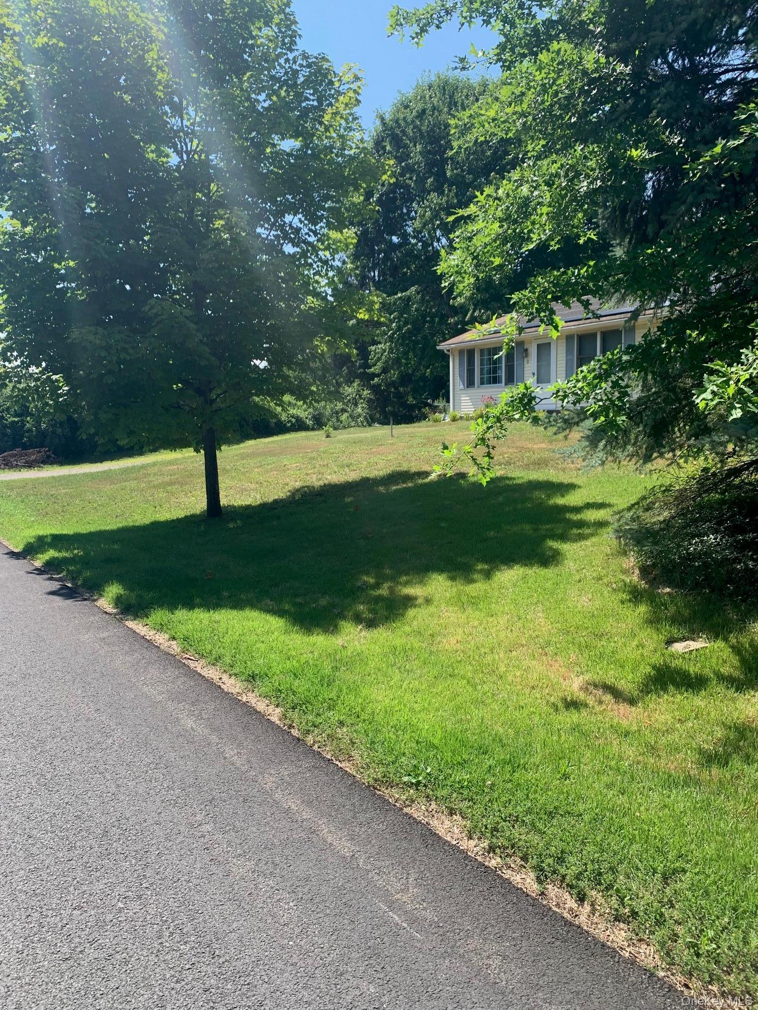 Single Family Cambridge Drive  Dutchess County, NY 12571, MLS-1012471-8