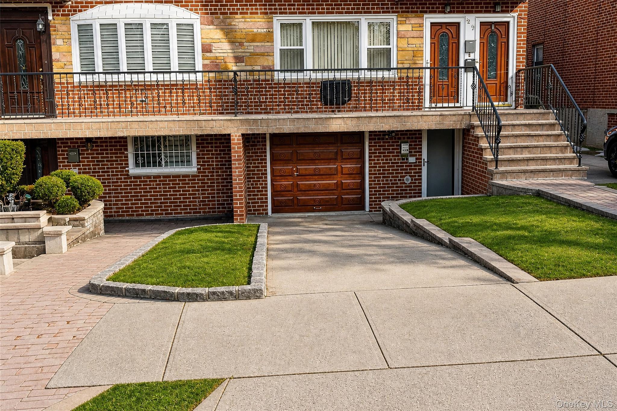 Single Family 195 Street Queens, NY 11358, MLS-1012473-2