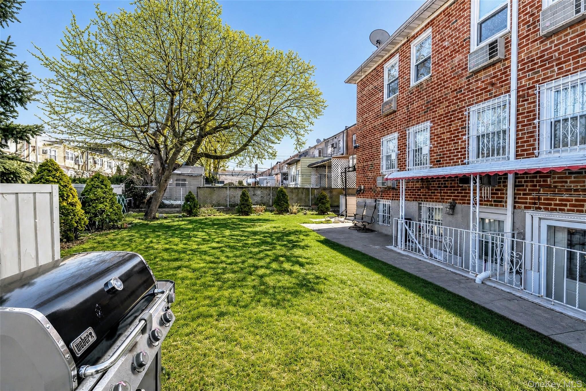 Single Family 195 Street  Queens, NY 11358, MLS-1012473-24