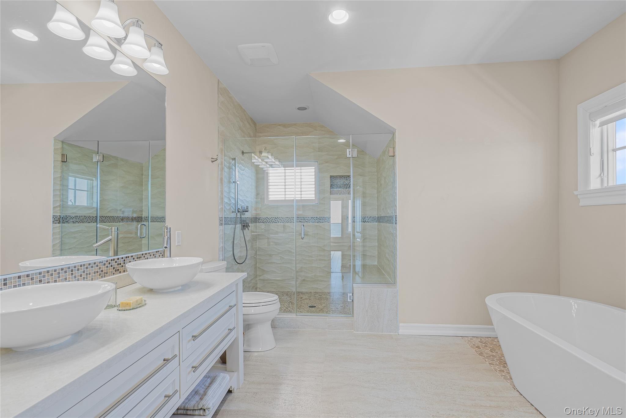 Single Family Shinnecock Road Suffolk County, NY 11942, MLS-1012474-15